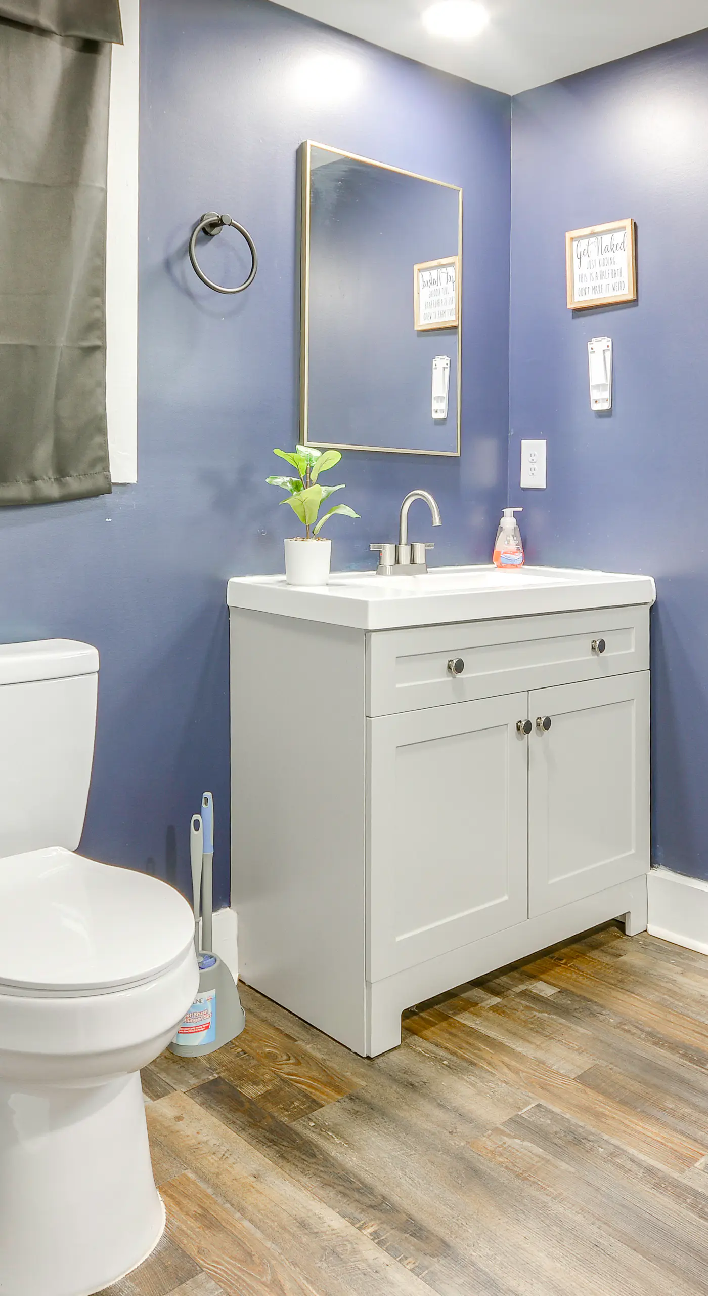 Great for Groups! Greensboro Getaway, 1 Mi to Dtwn