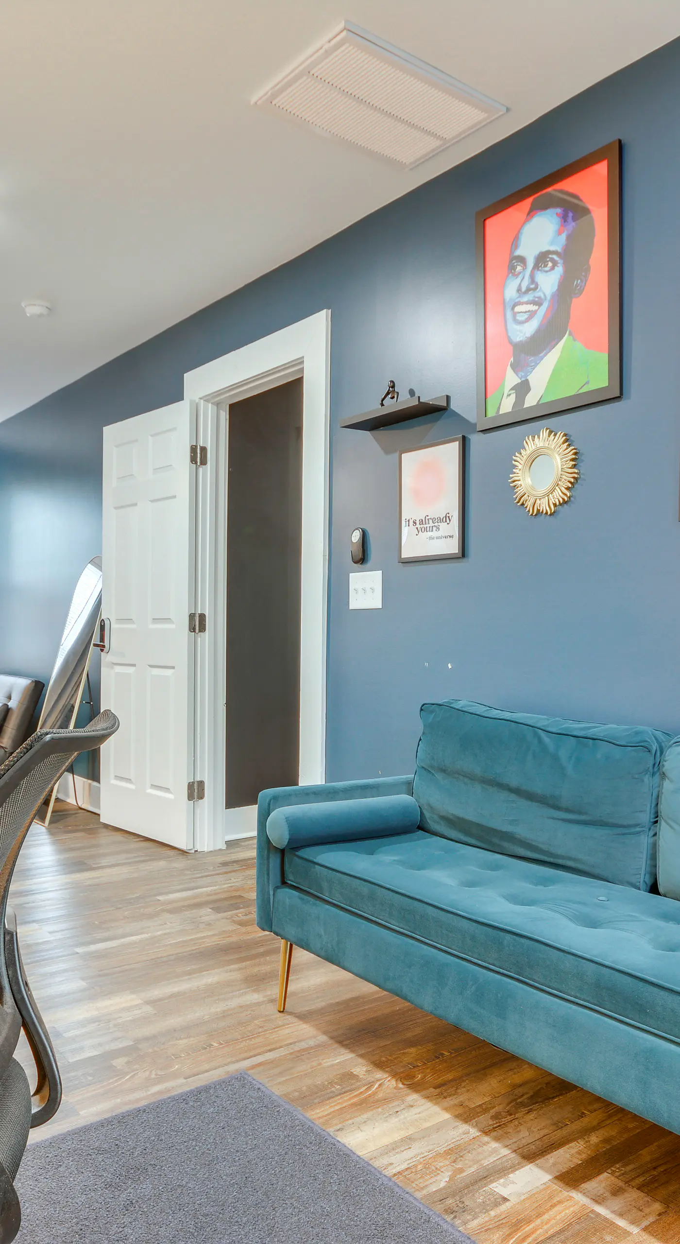 Great for Groups! Greensboro Getaway, 1 Mi to Dtwn