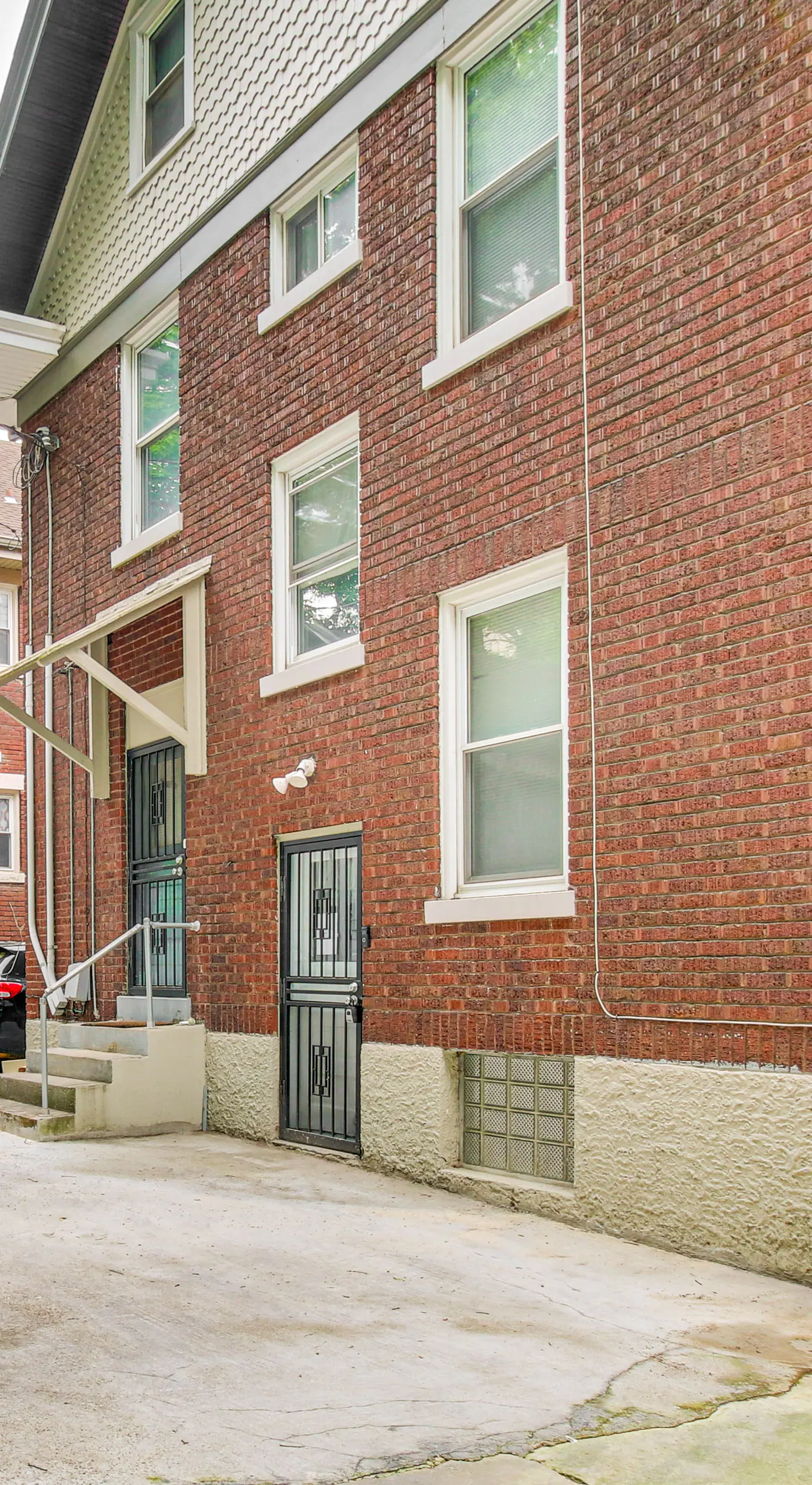 Pet-Friendly Cincinnati Apt: 5 Mi to Downtown!