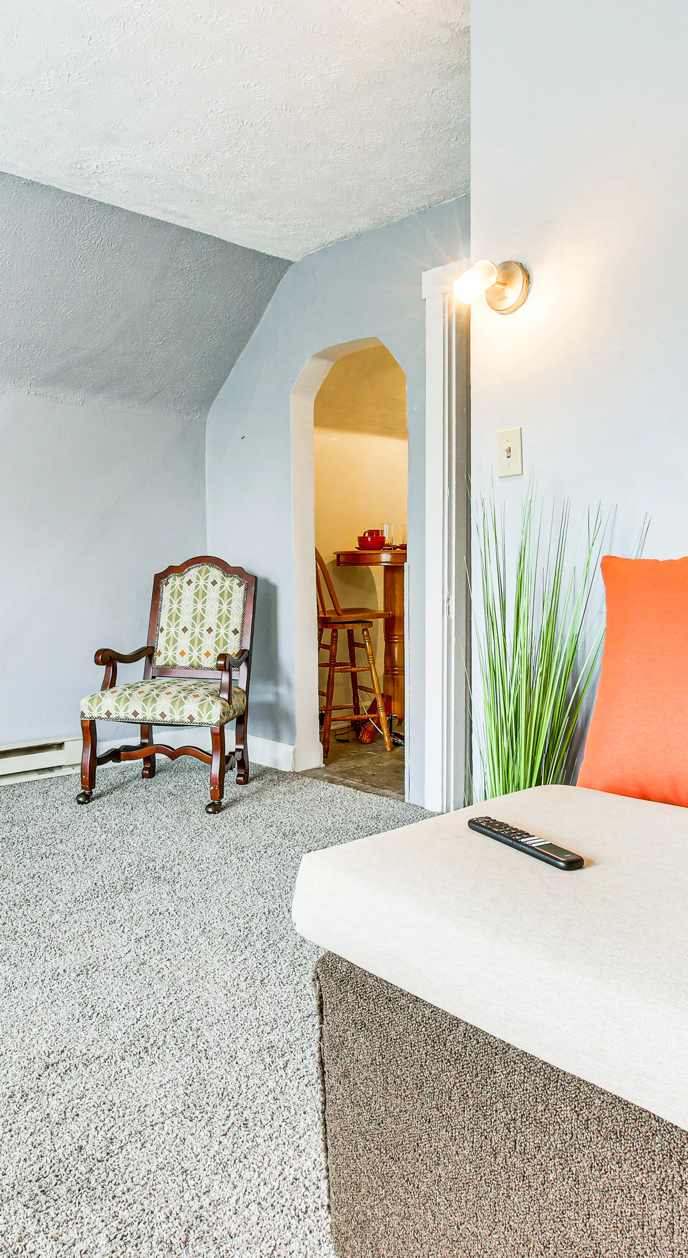 Pet-Friendly Cincinnati Apt: 5 Mi to Downtown!
