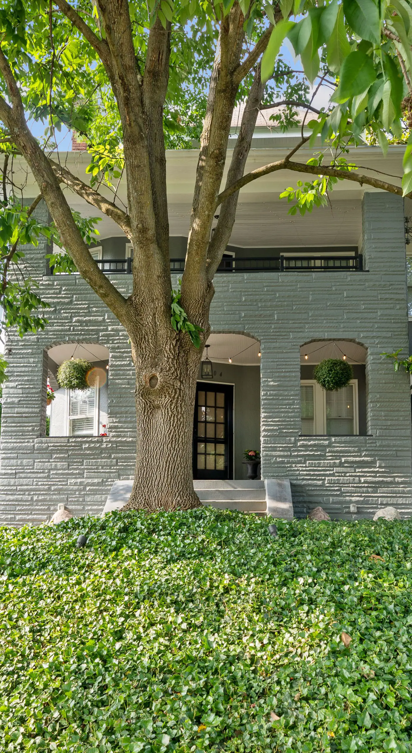 Cincinnati Apartment: 1 Mi to Hyde Park Square!