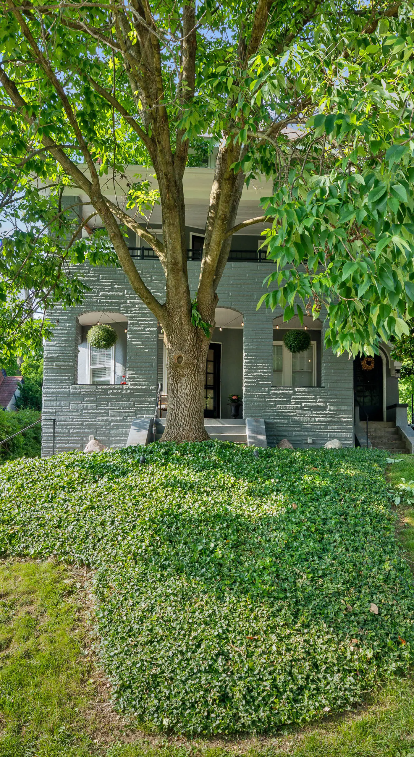Cincinnati Apartment: 1 Mi to Hyde Park Square!