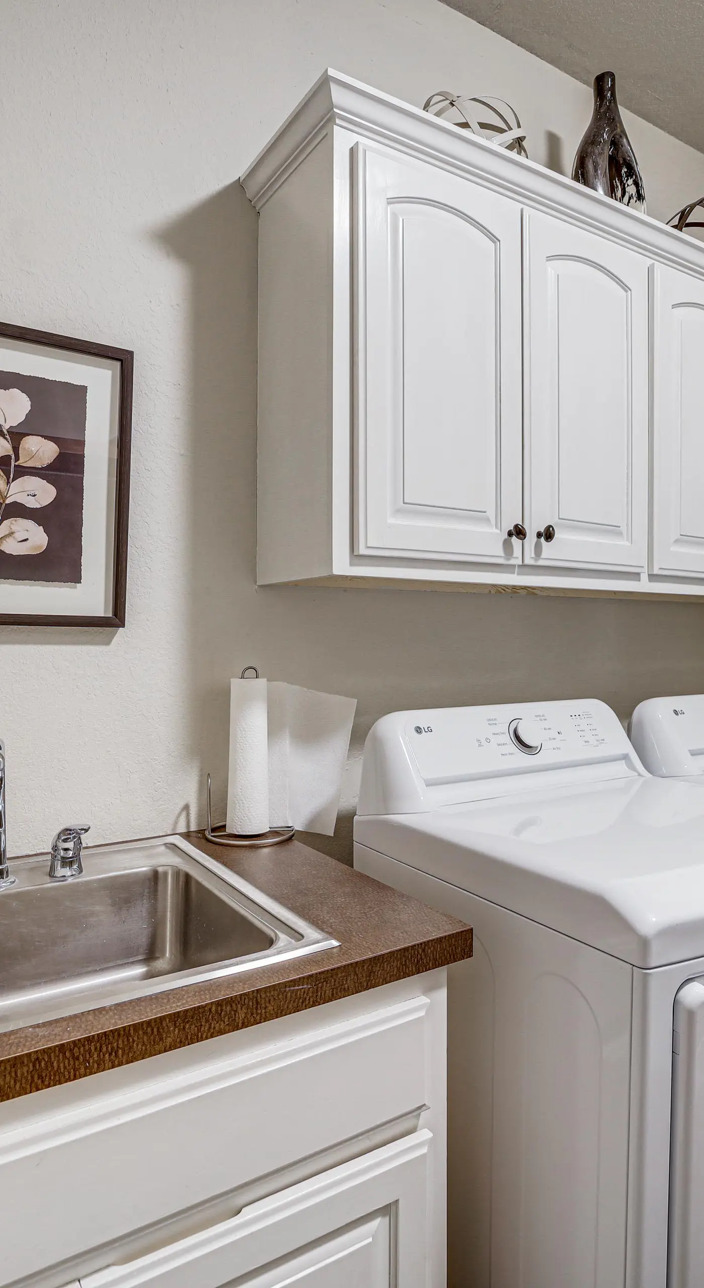 Pet-Friendly Tulsa Escape w/ Private Hot Tub!