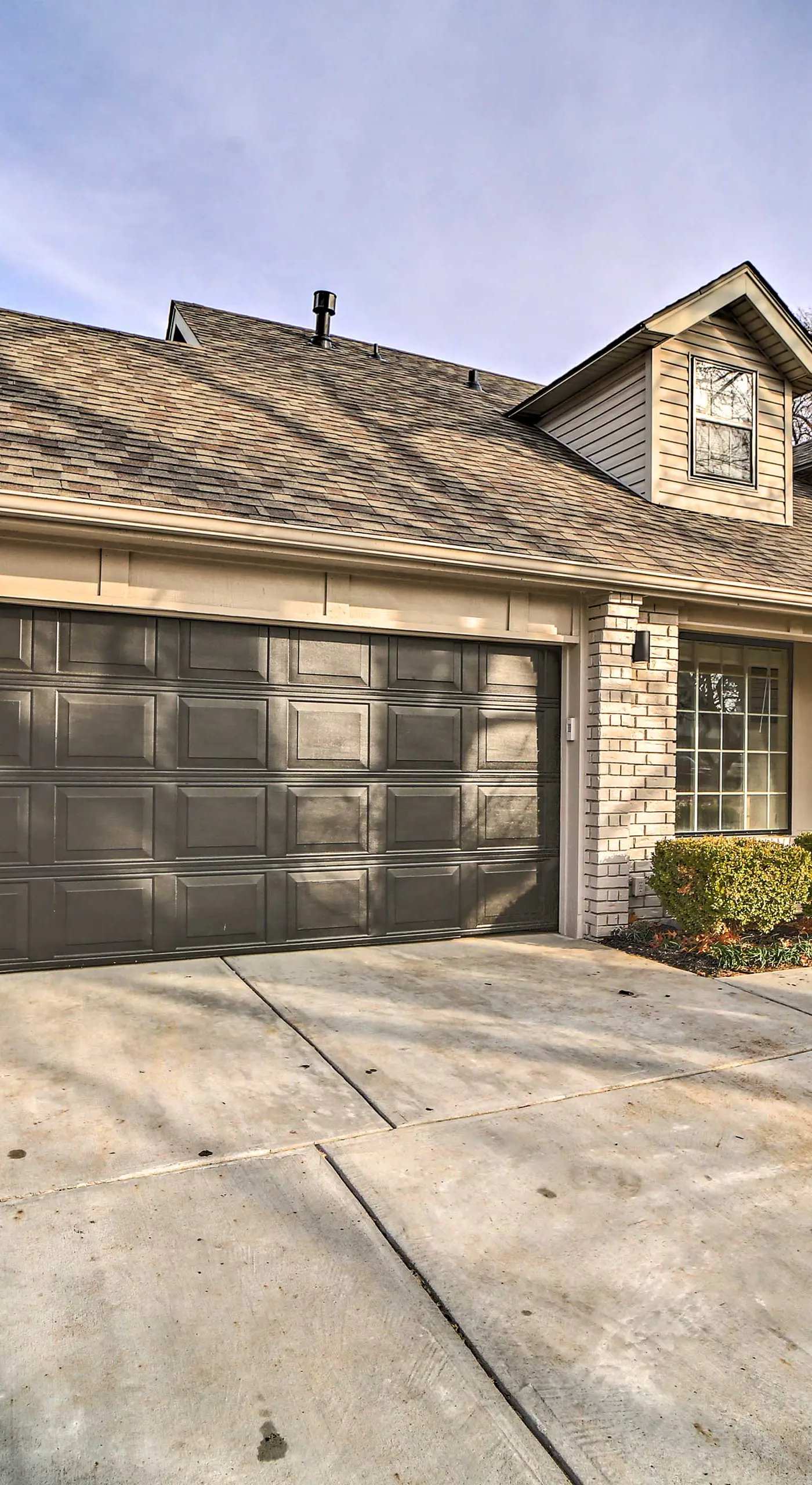 Immaculate 'Woodland View' Retreat w/ Hot Tub
