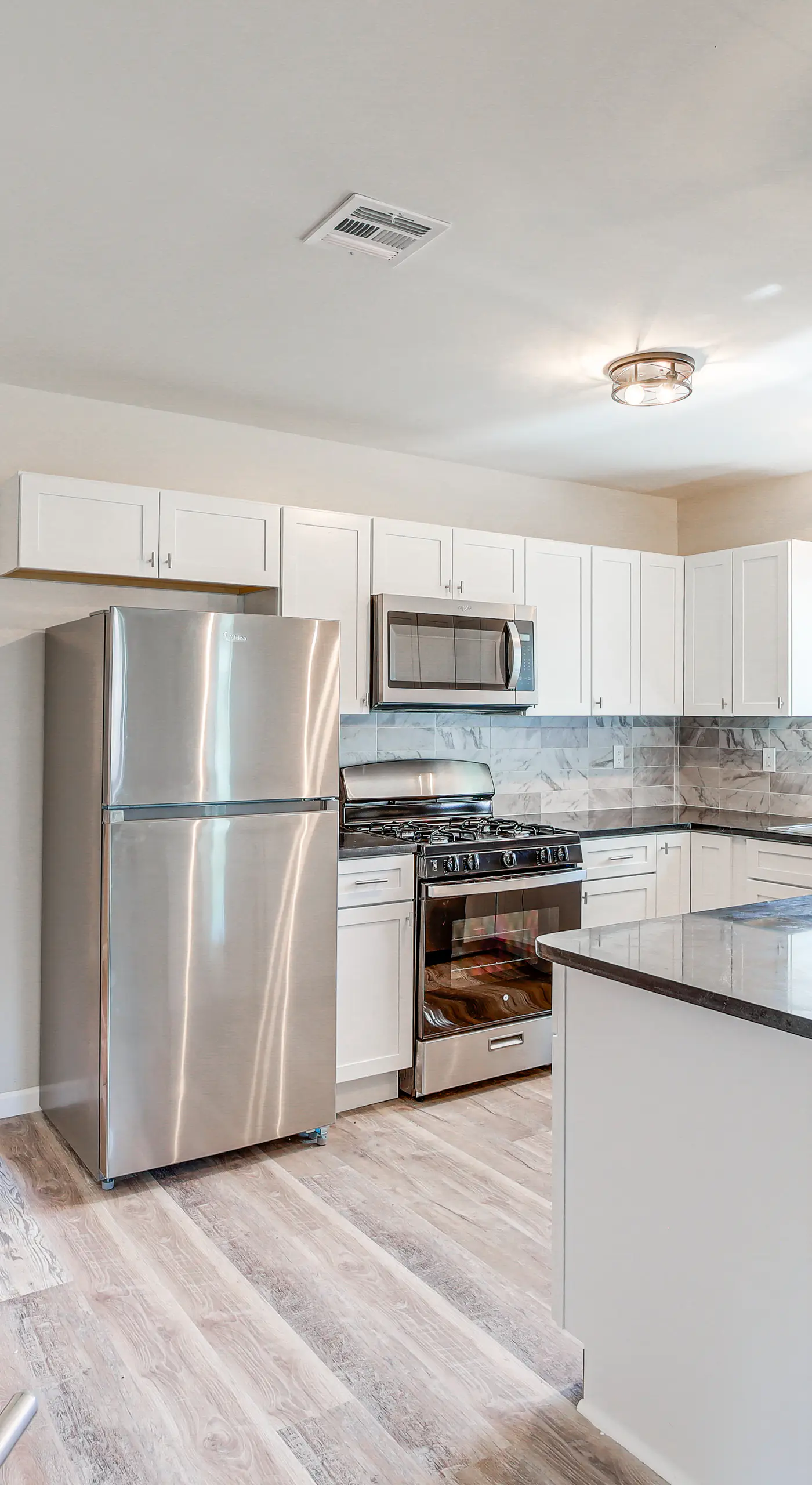 Remodeled Tulsa House w/ Yard ~ 4 Mi to Downtown!
