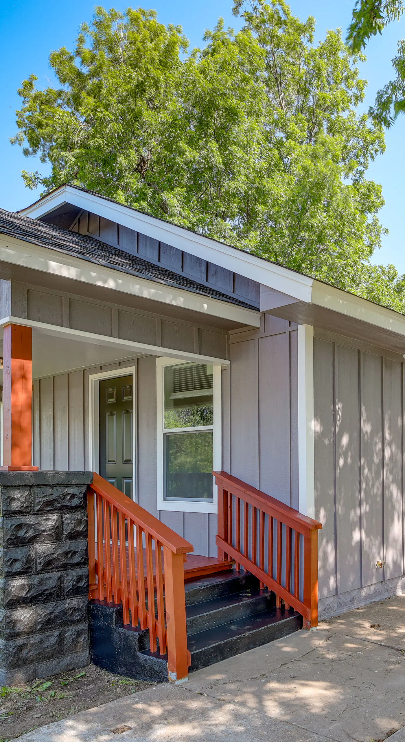 Remodeled Tulsa House w/ Yard ~ 4 Mi to Downtown!