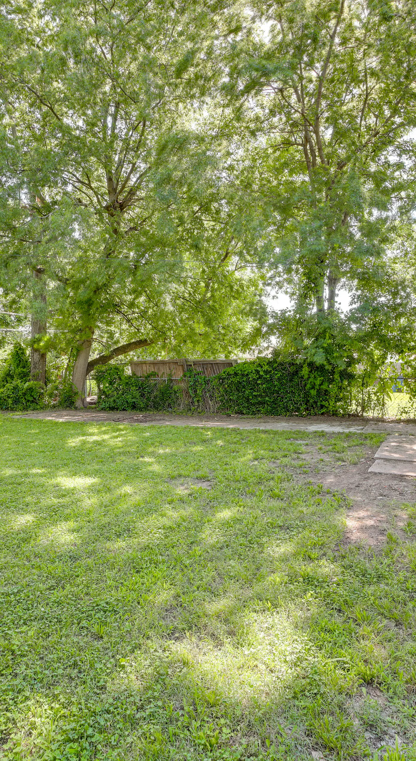 Remodeled Tulsa House w/ Yard ~ 4 Mi to Downtown!