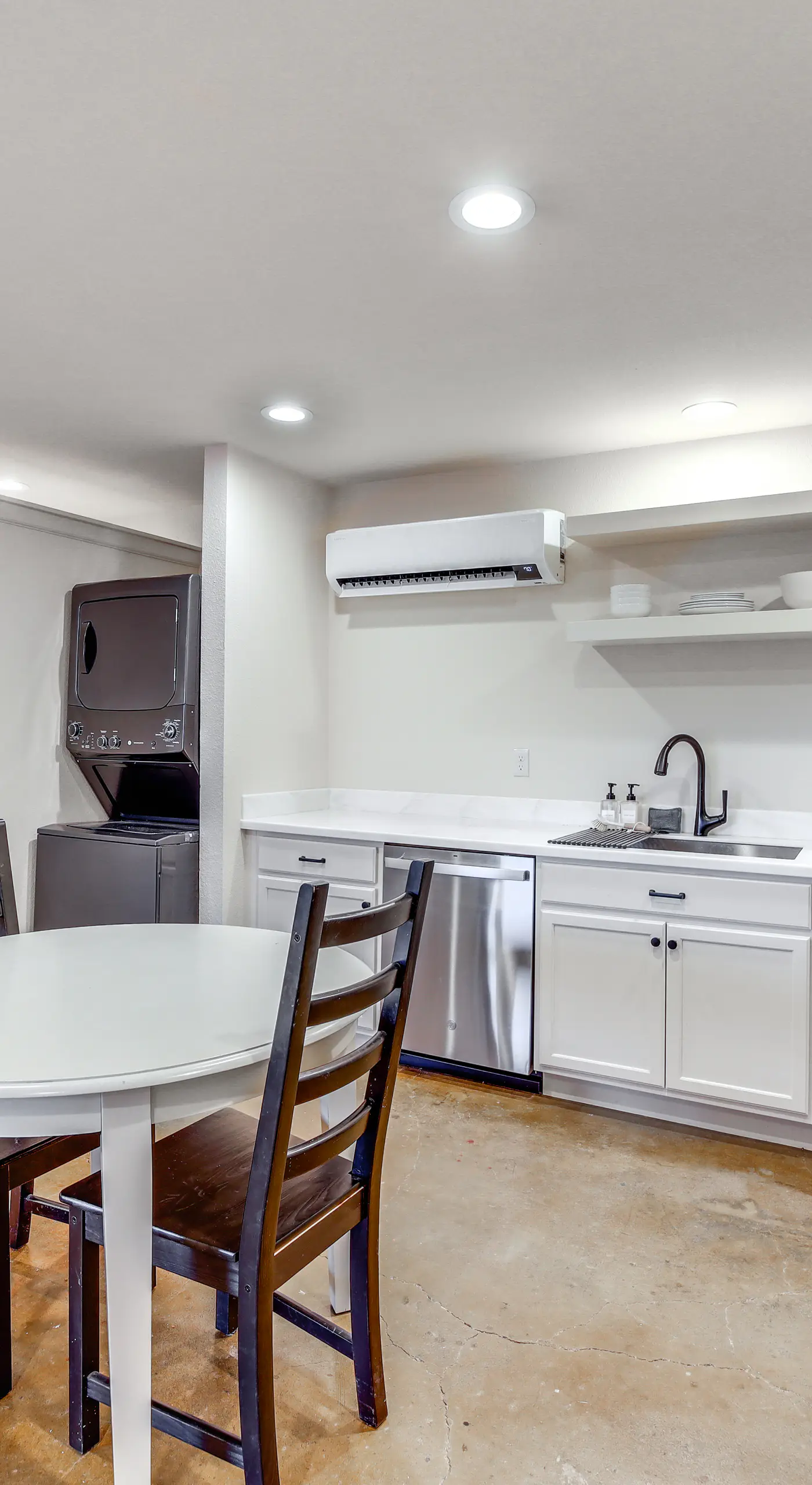 Central & Modern Studio w/ Workspace in Owasso!
