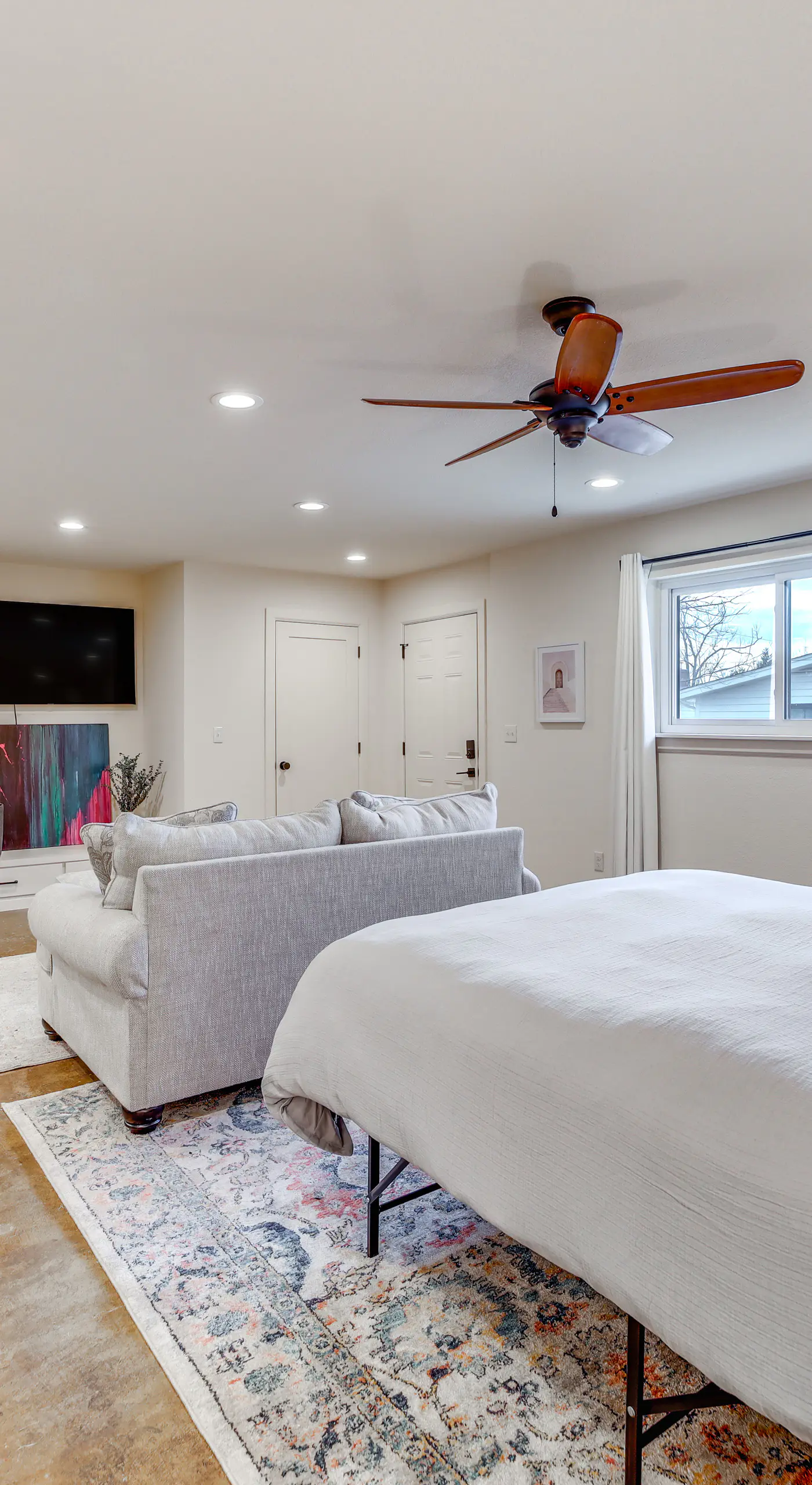 Central & Modern Studio w/ Workspace in Owasso!