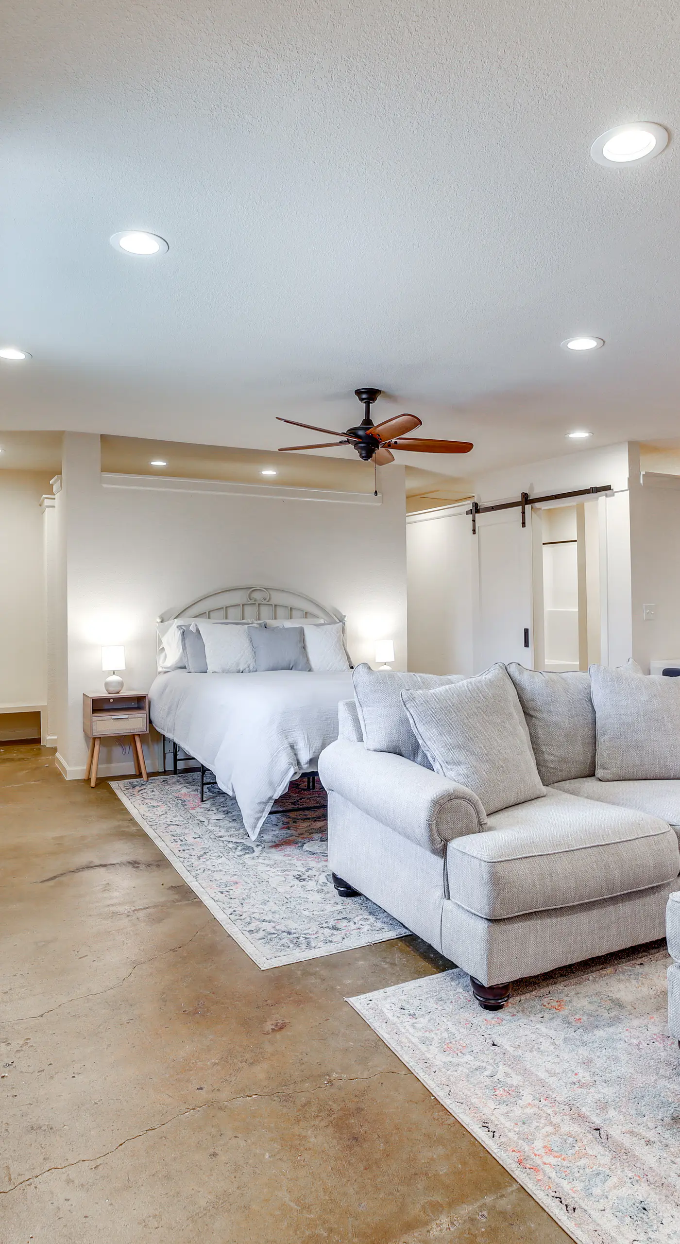 Central & Modern Studio w/ Workspace in Owasso!