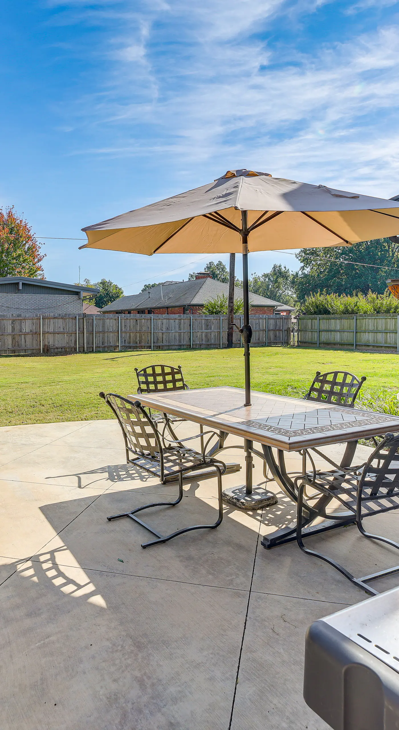 Pet-Friendly Home w/ Yard: 8 Mi to Downtown Tulsa!