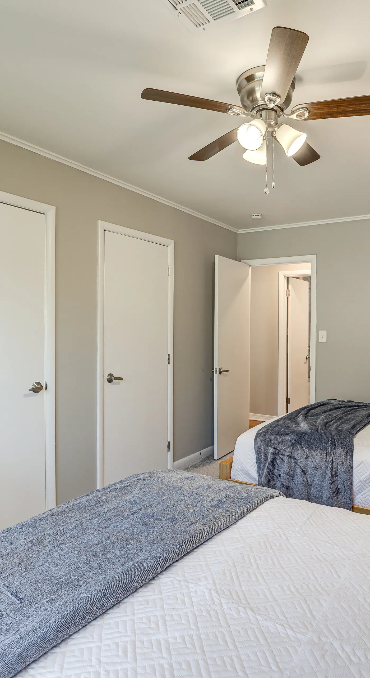 Pet-Friendly Home w/ Yard: 8 Mi to Downtown Tulsa!