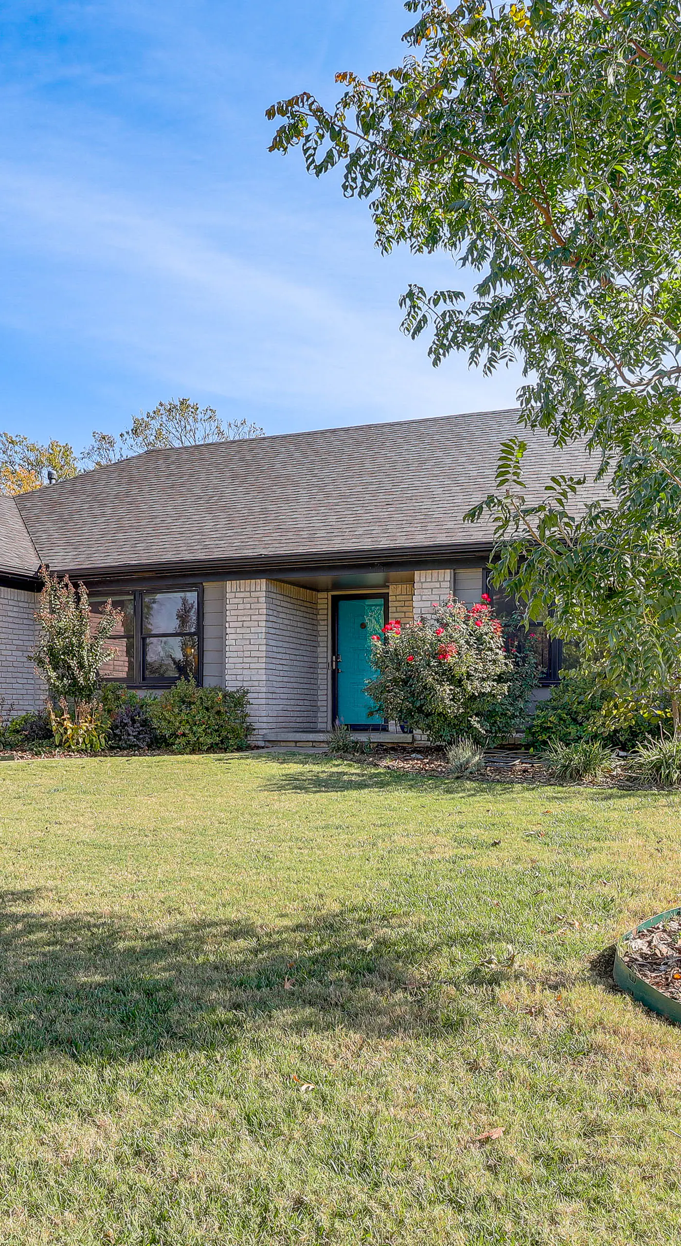 Pet-Friendly Home w/ Yard: 8 Mi to Downtown Tulsa!