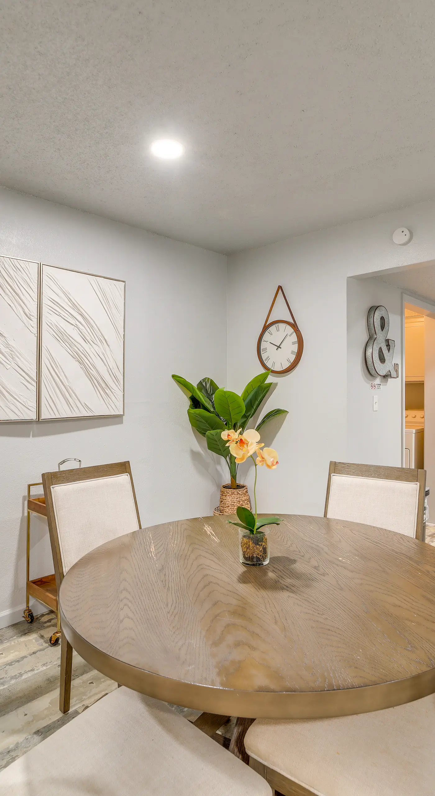 Pet-Friendly Retreat w/ Yard, 12 Mi to Dtwn Tulsa