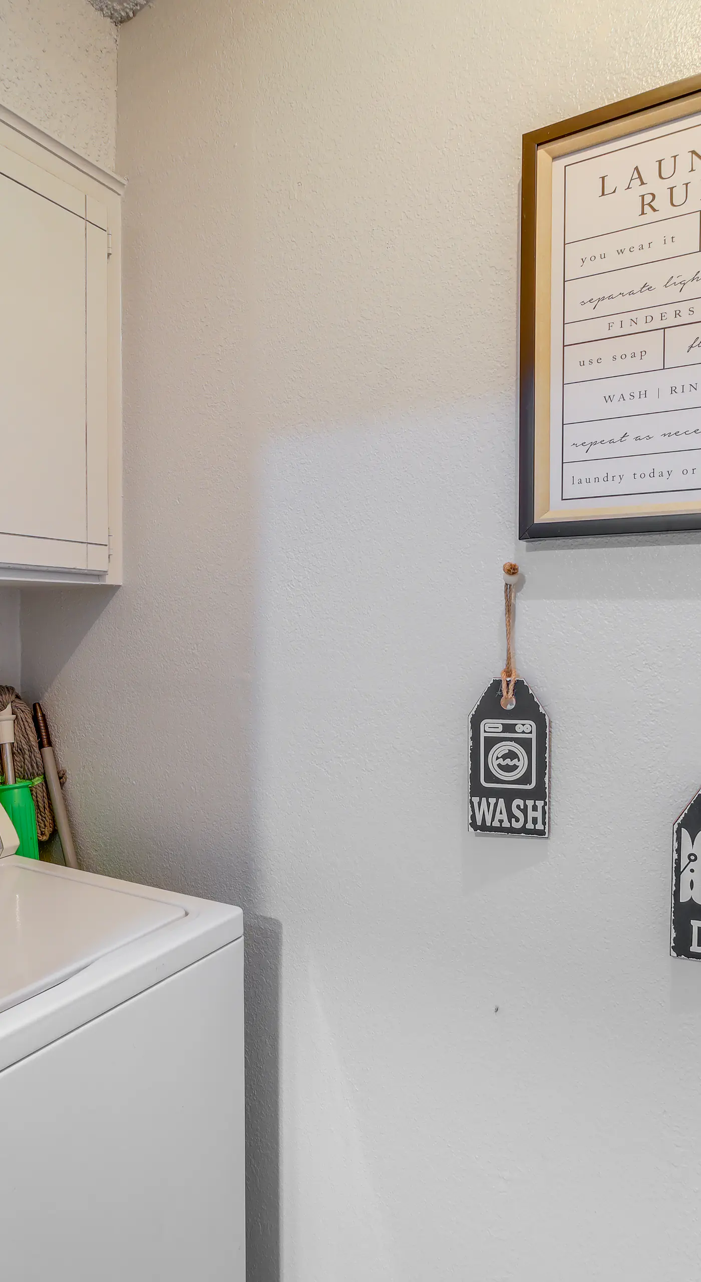 Pet-Friendly Retreat w/ Yard, 12 Mi to Dtwn Tulsa