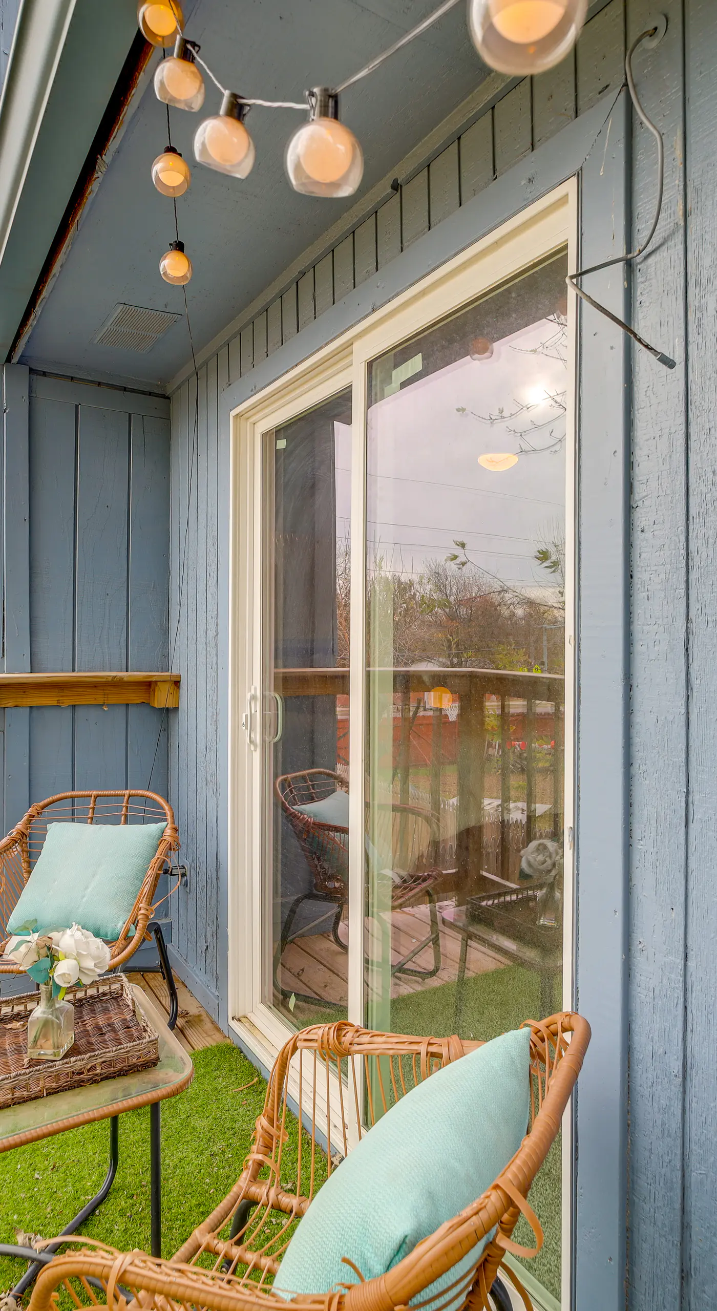 Pet-Friendly Retreat w/ Yard, 12 Mi to Dtwn Tulsa