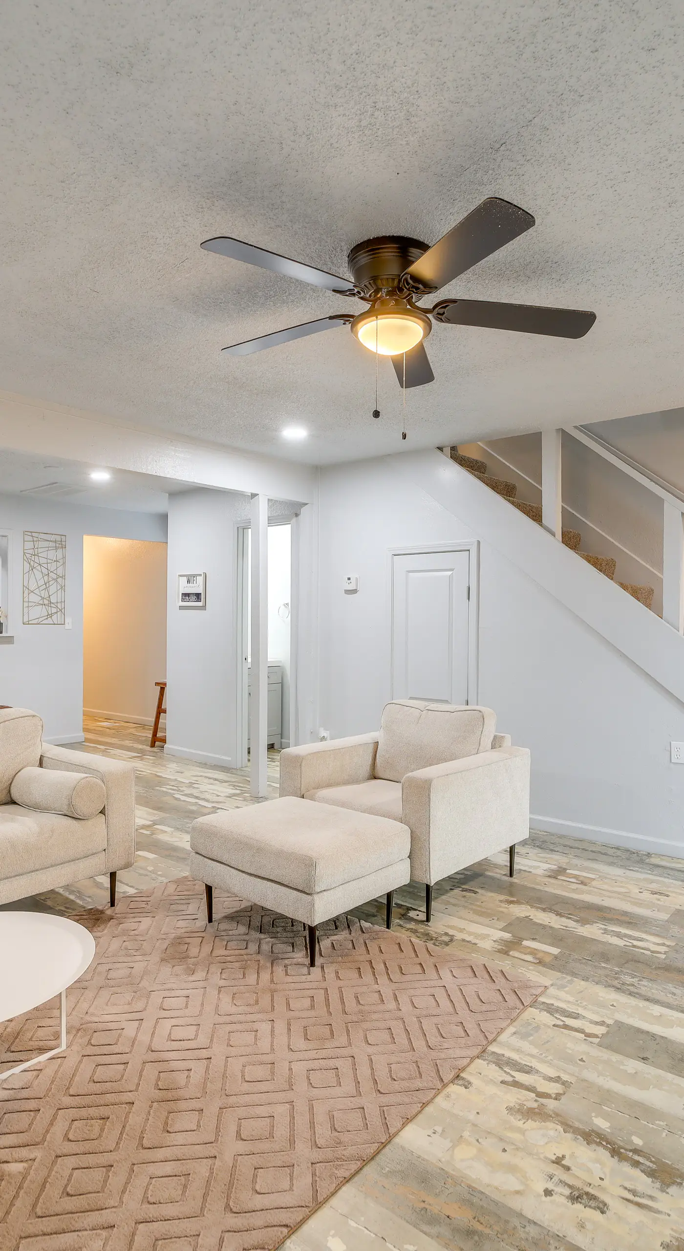 Pet-Friendly Retreat w/ Yard, 12 Mi to Dtwn Tulsa