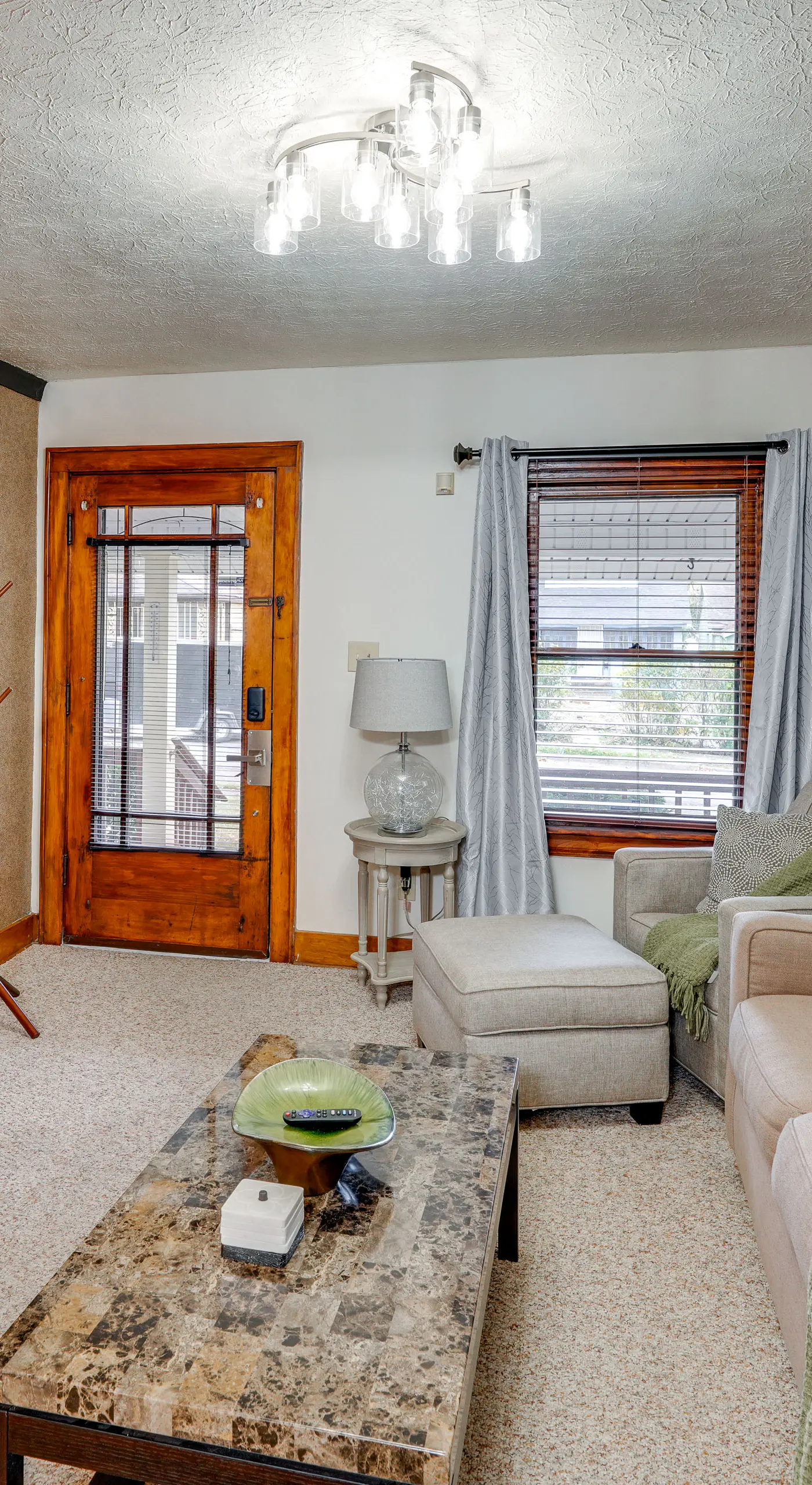 1 Mi to Akron Zoo: Ranch-Style Home w/ Yard!