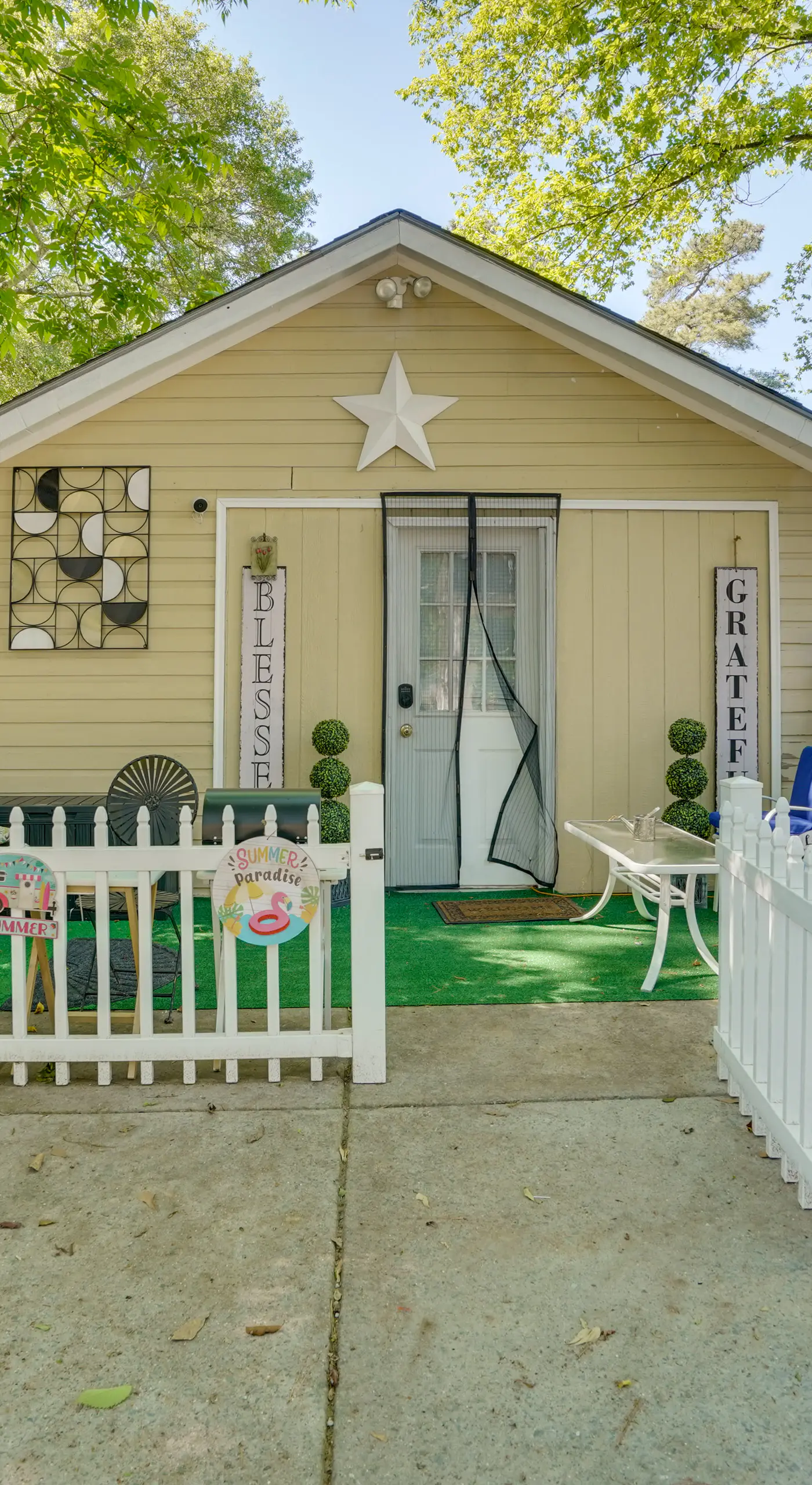 1 Mi to Dtwn: Fayetteville Studio w/ Patio