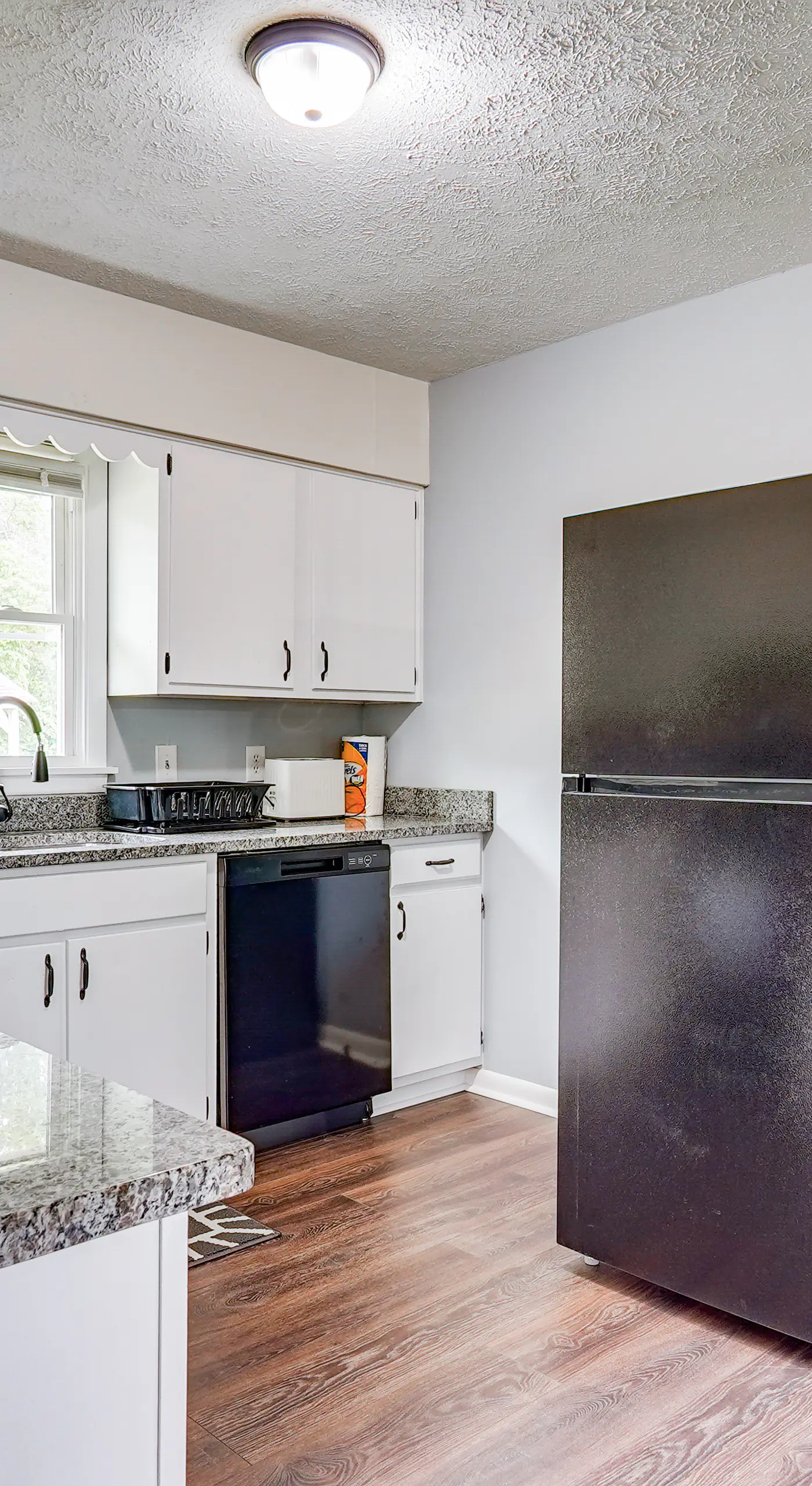 5 Mi to Dtwn: Family-Friendly Fayetteville Home!