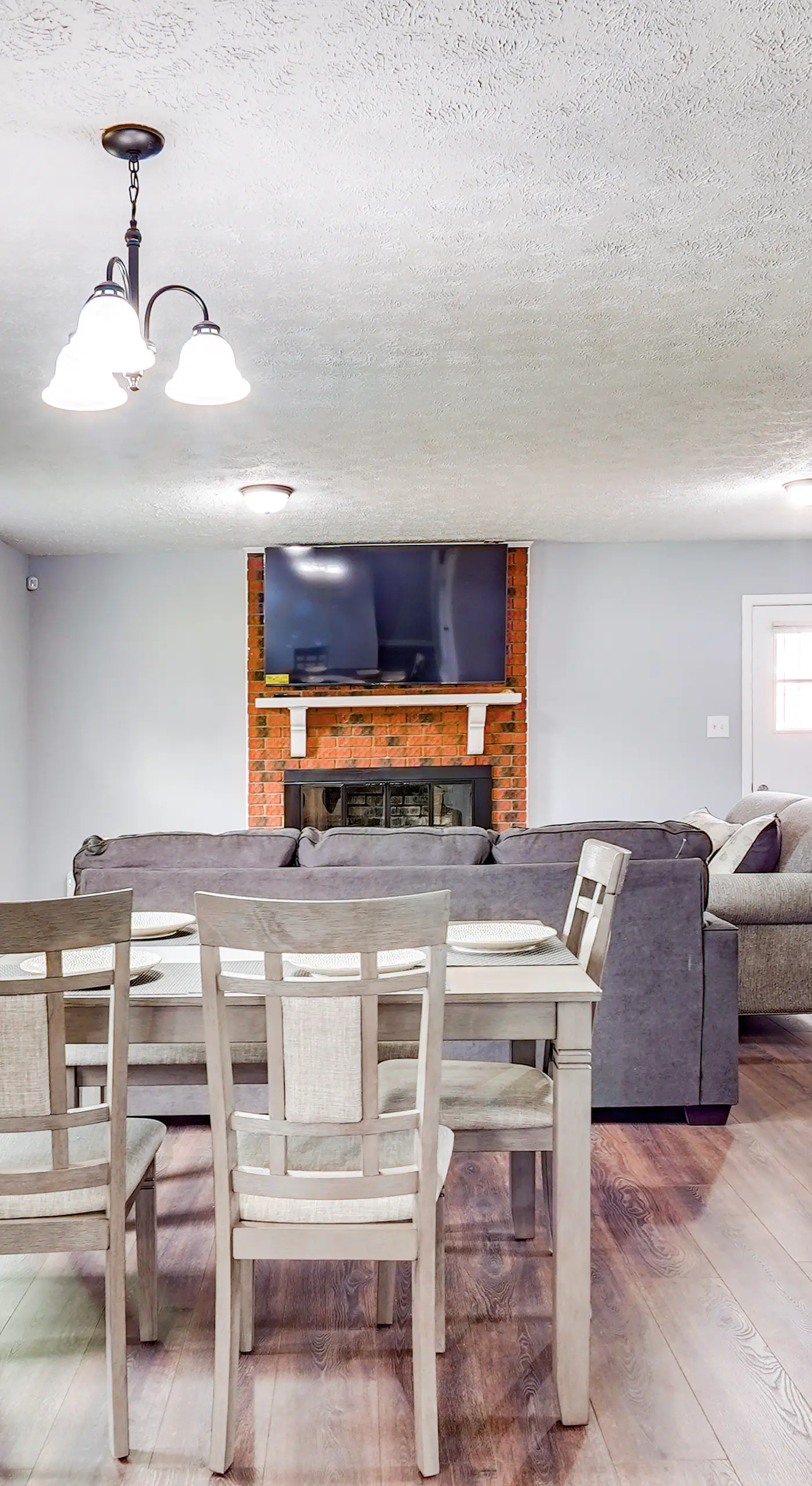 5 Mi to Dtwn: Family-Friendly Fayetteville Home!