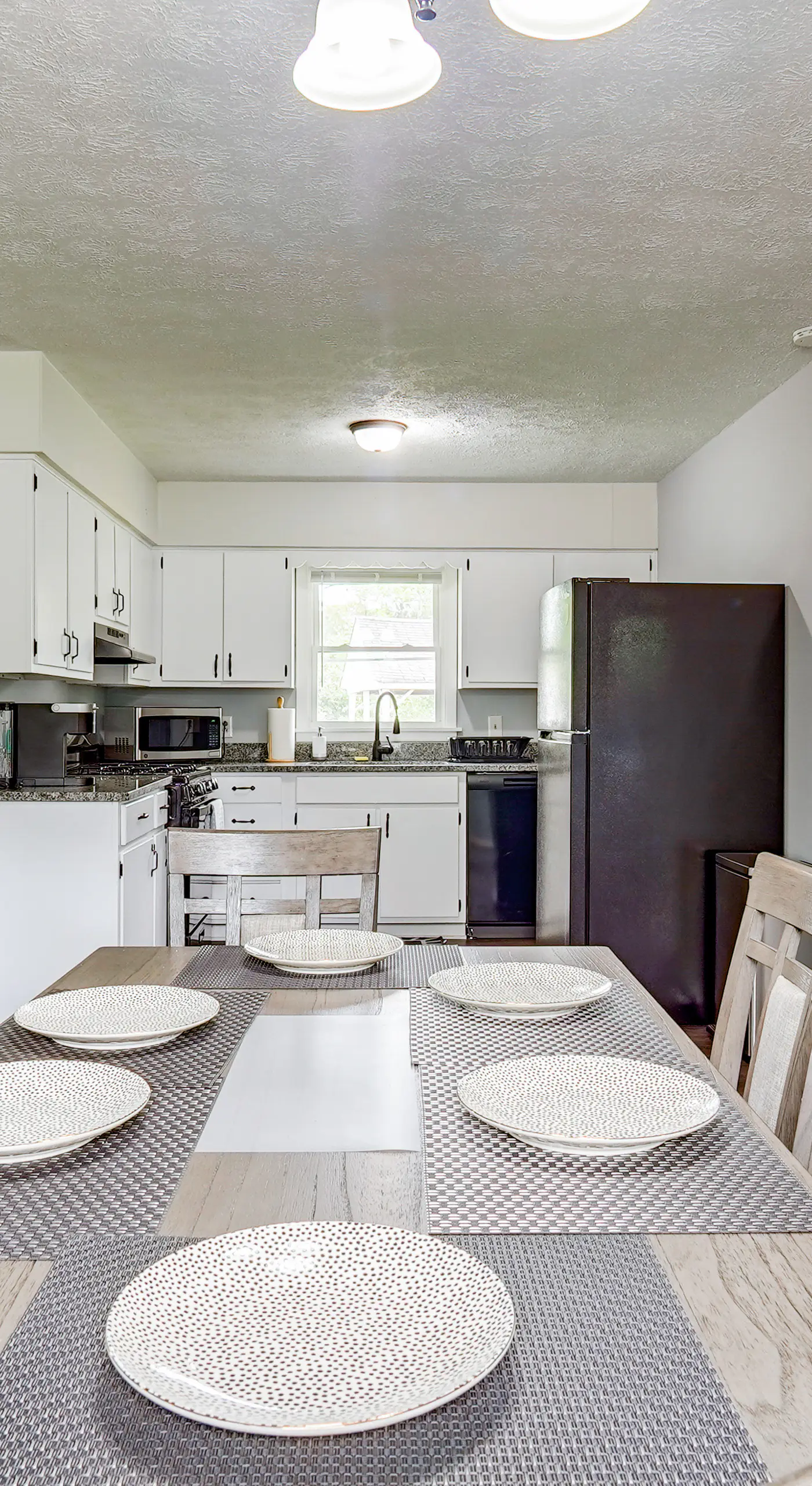 5 Mi to Dtwn: Family-Friendly Fayetteville Home!