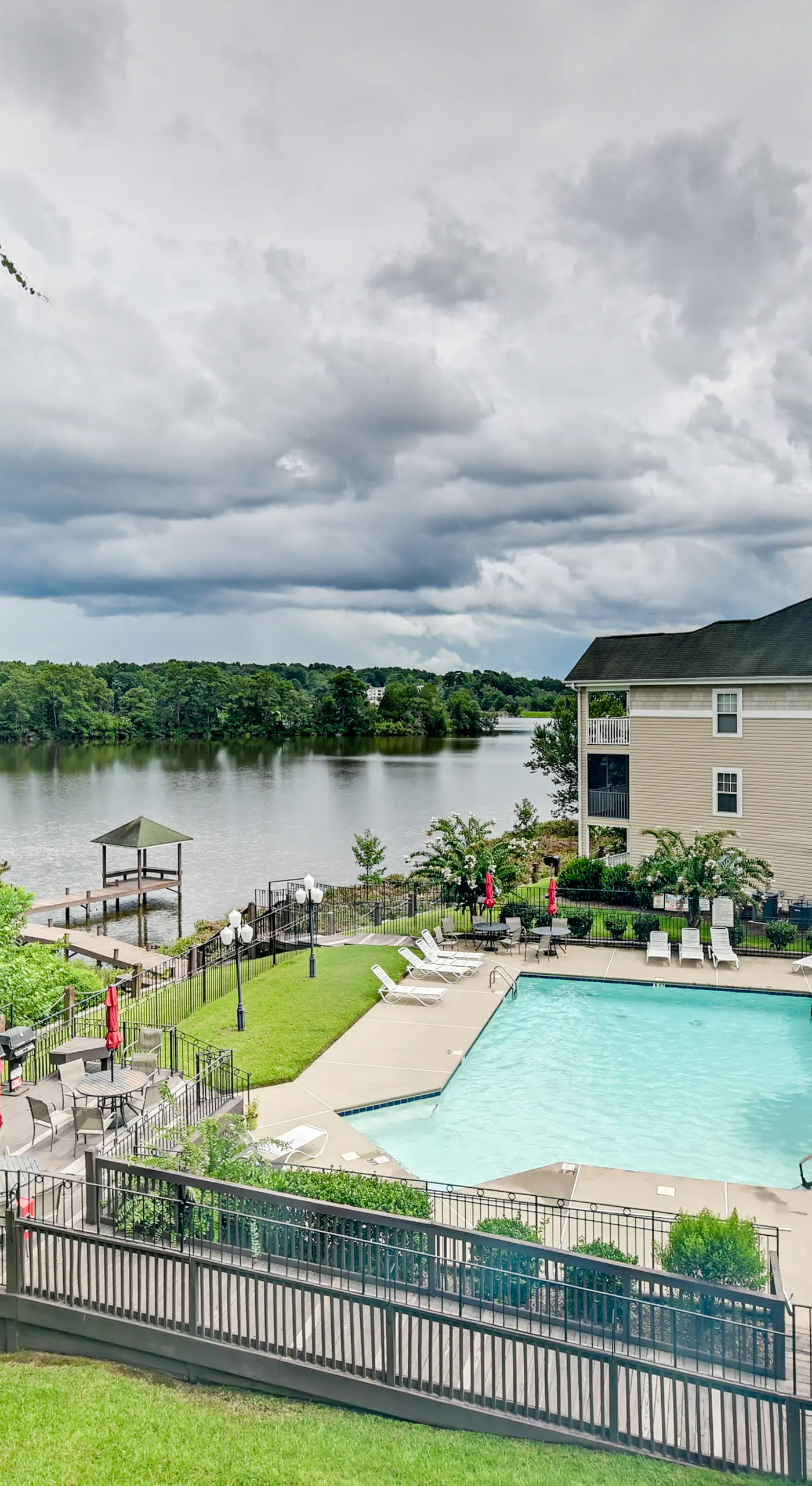 Fayetteville Autumn Escape: Lake Views + Home Gym