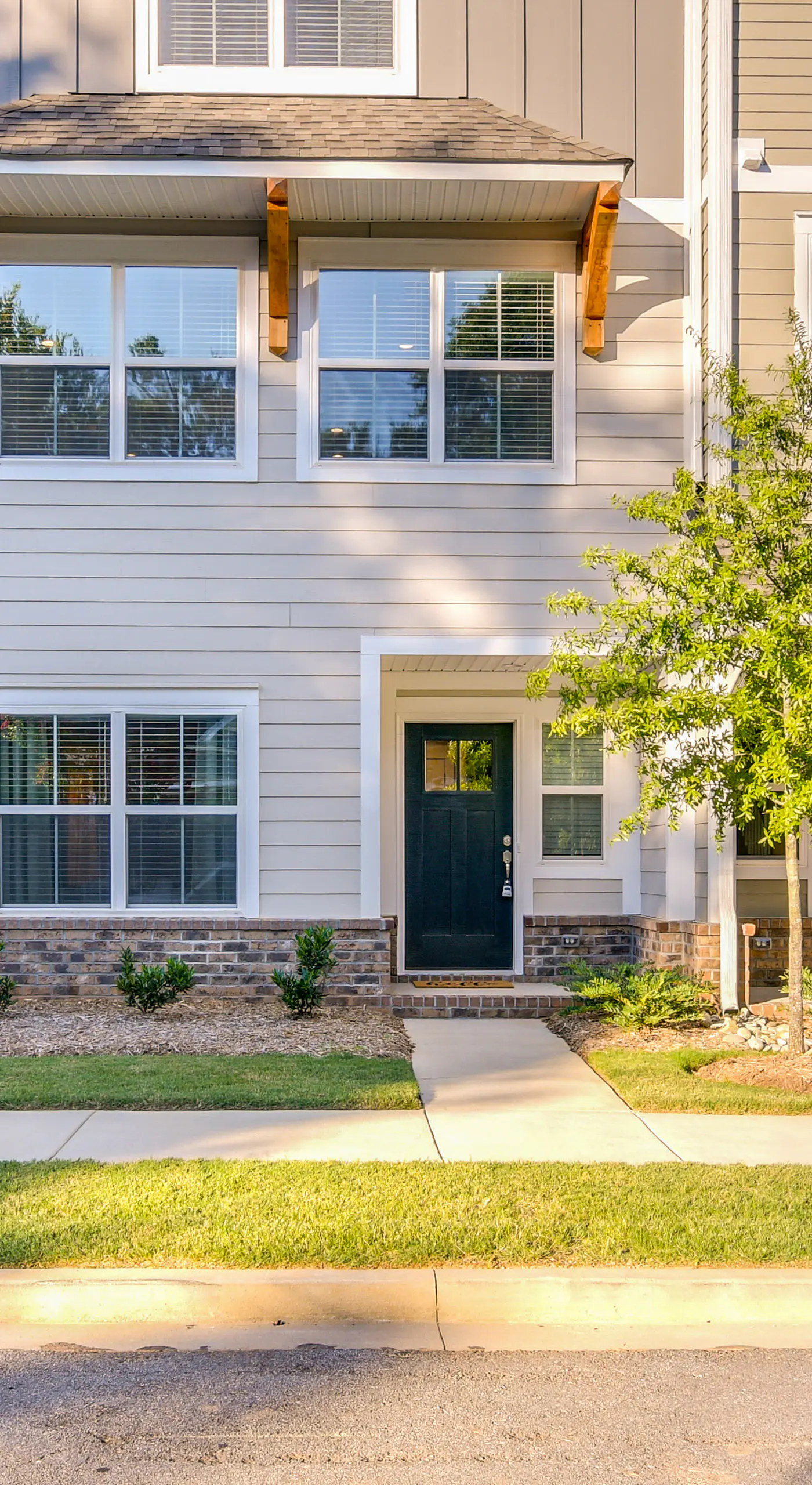 Cozy South Carolina Abode - Steps from Main Street