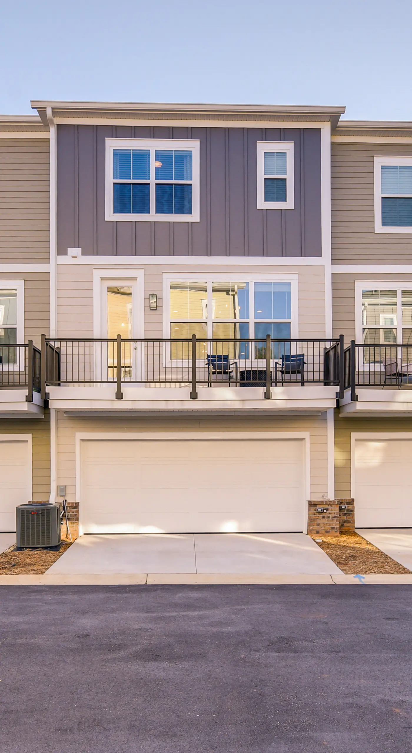 Cozy South Carolina Abode - Steps from Main Street
