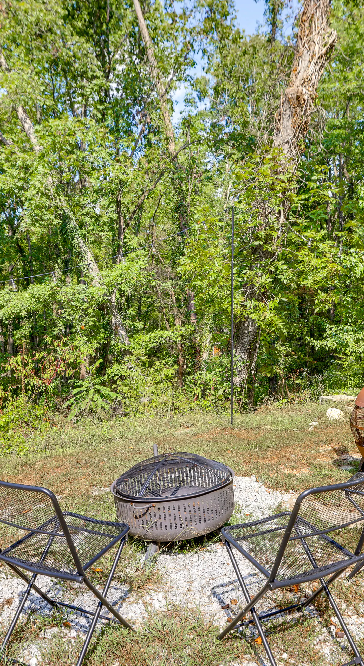 < 1 Mi to Paris Mtn State Park: Retreat w/ Deck!