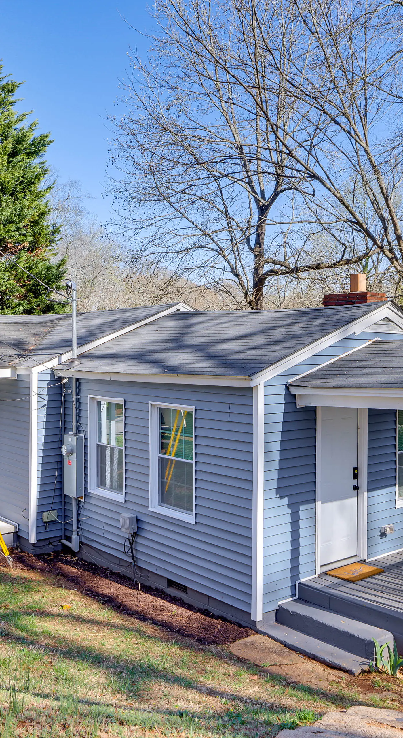 < 3 Mi to Downtown Greenville! Convenient 2BR Home
