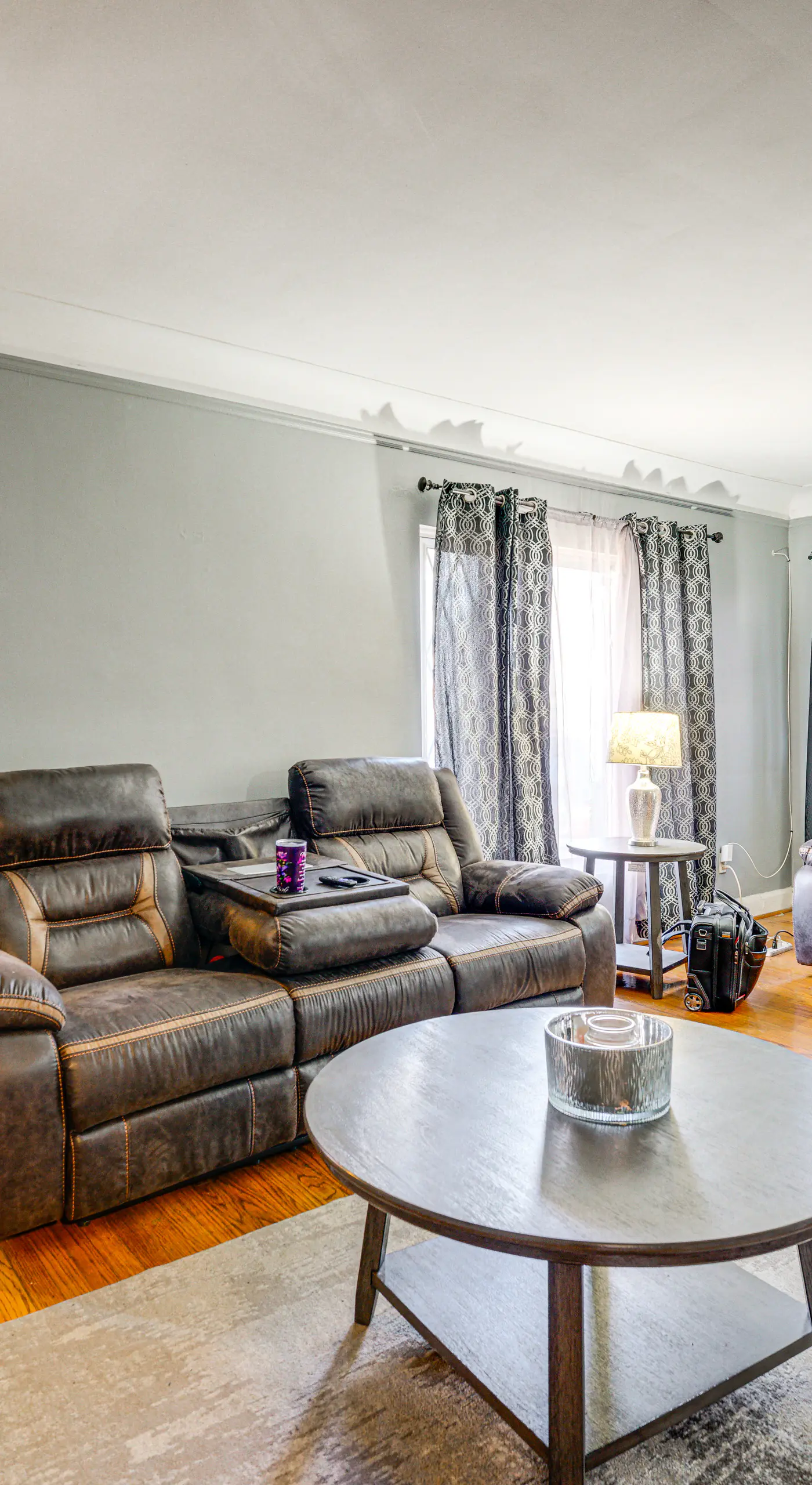 9 MI to Ford Field: Home Work Space & Yard!