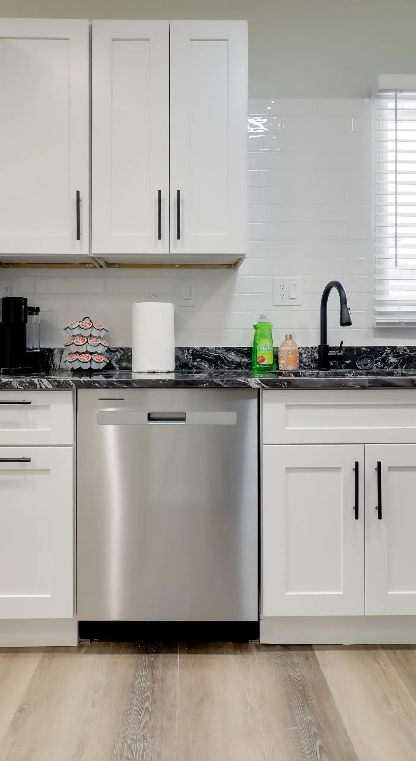 Near Midtown & Medical District! Updated Unit