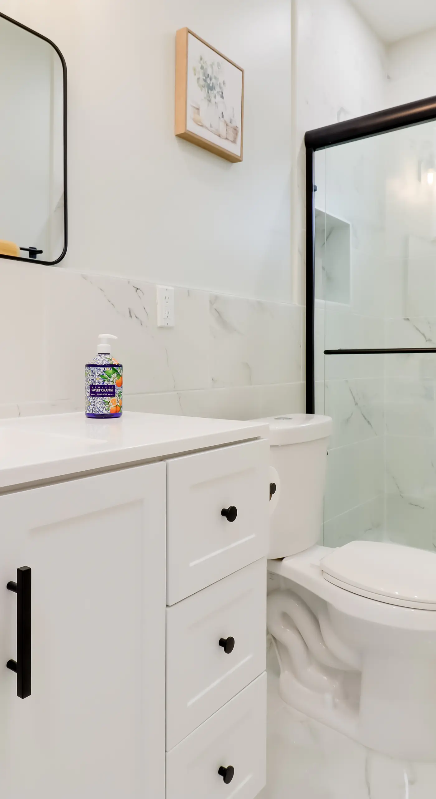 Near Midtown & Medical District! Updated Unit