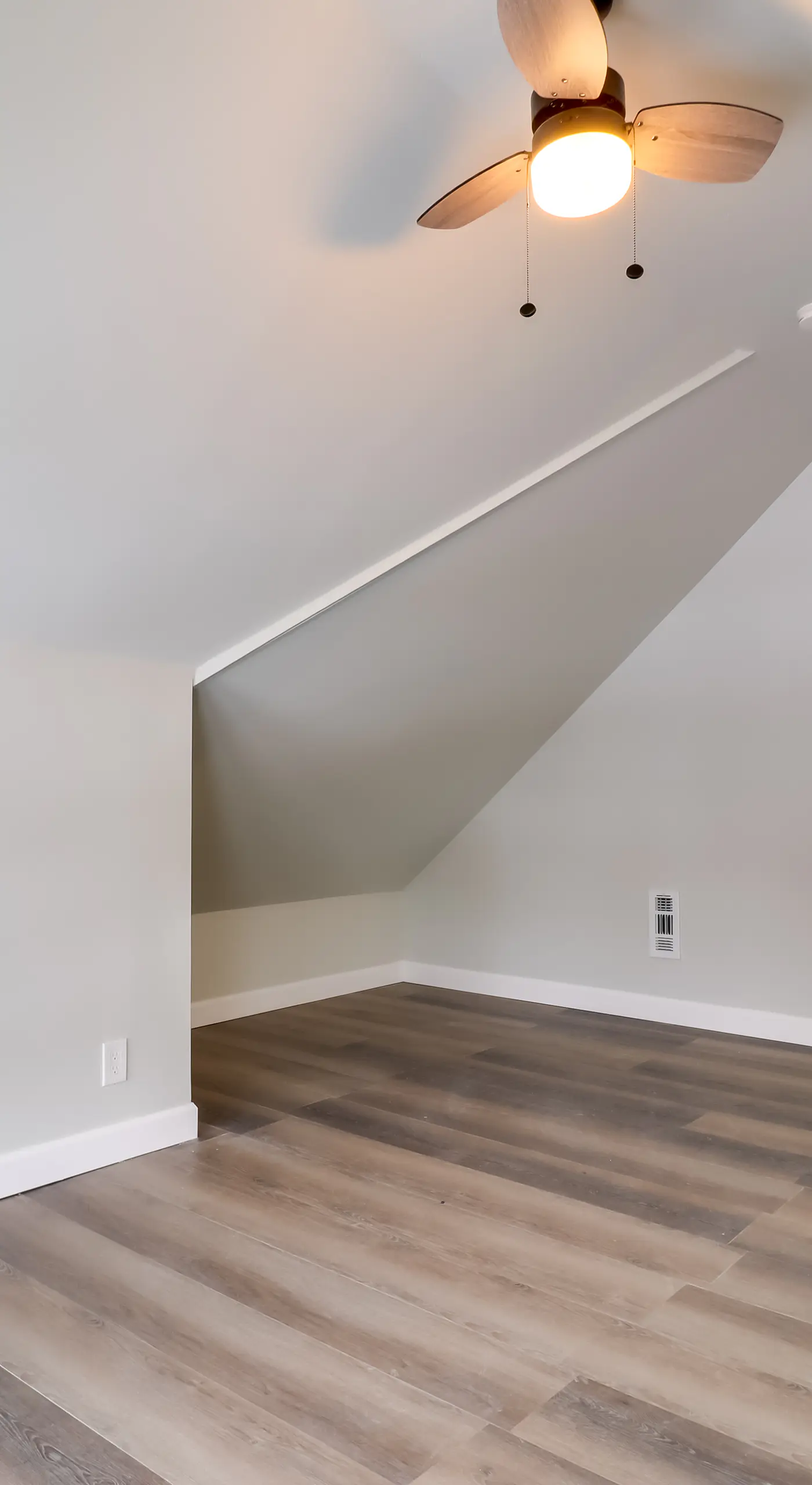 Near Midtown & Medical District! Updated Unit