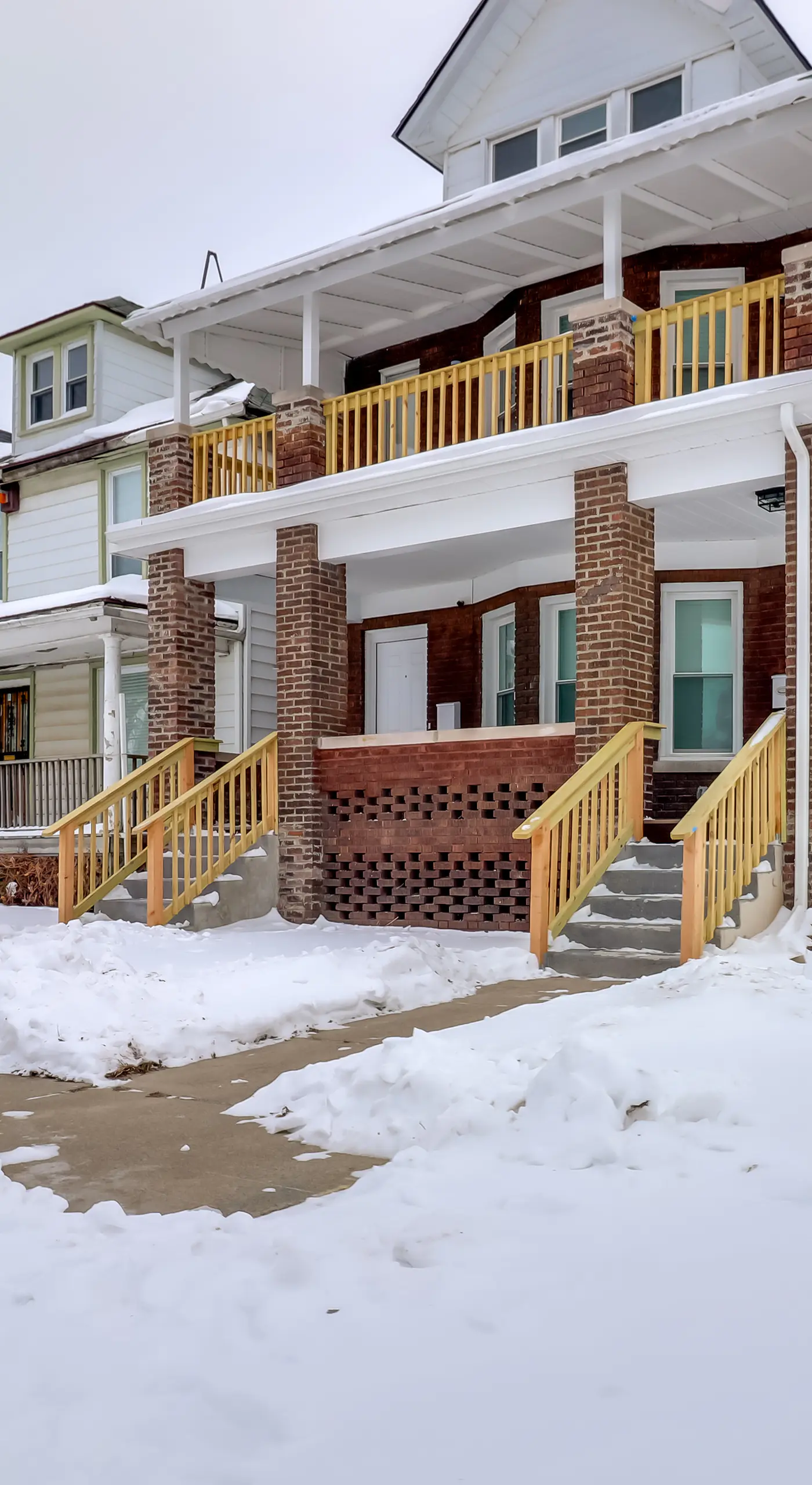 Near Midtown & Medical District! Updated Unit