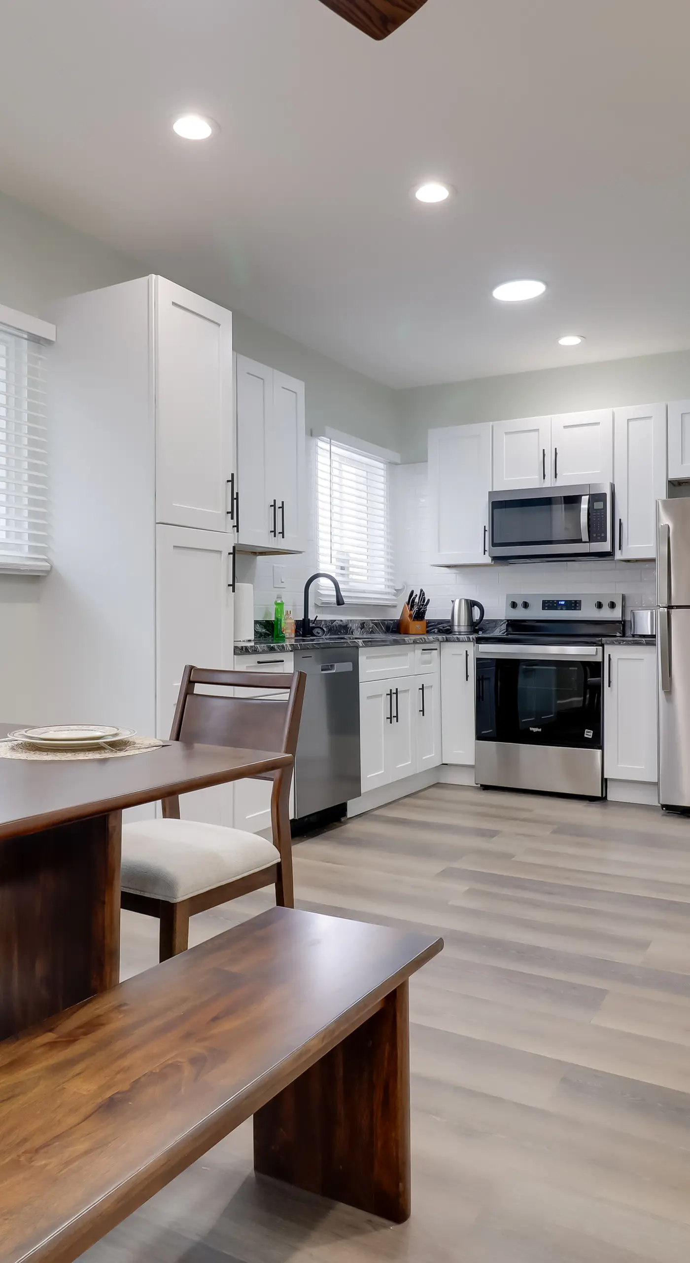 Near Midtown & Medical District! Updated Unit