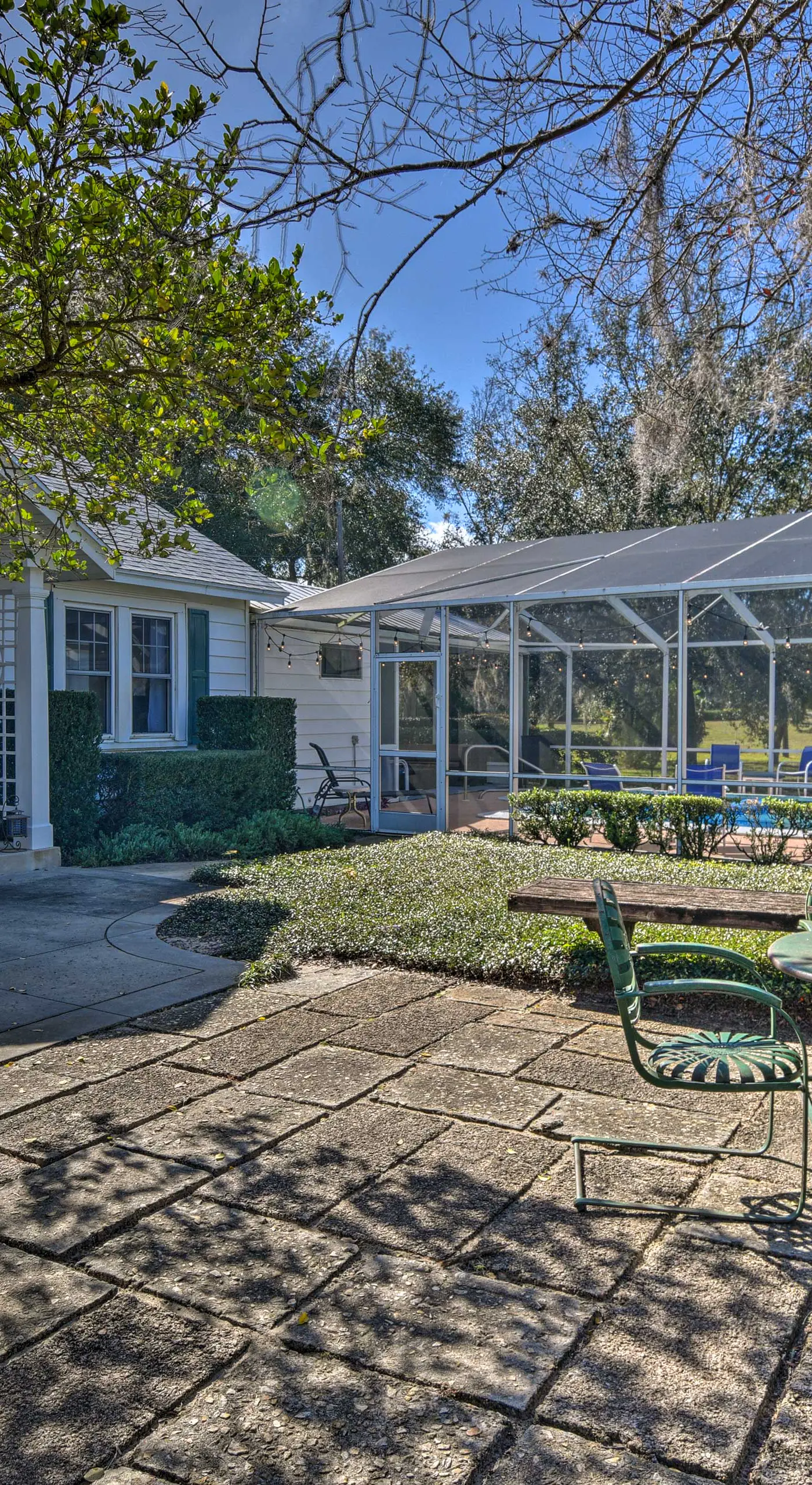 Cottage w/ Private Pool - Walk to Lake Wales!