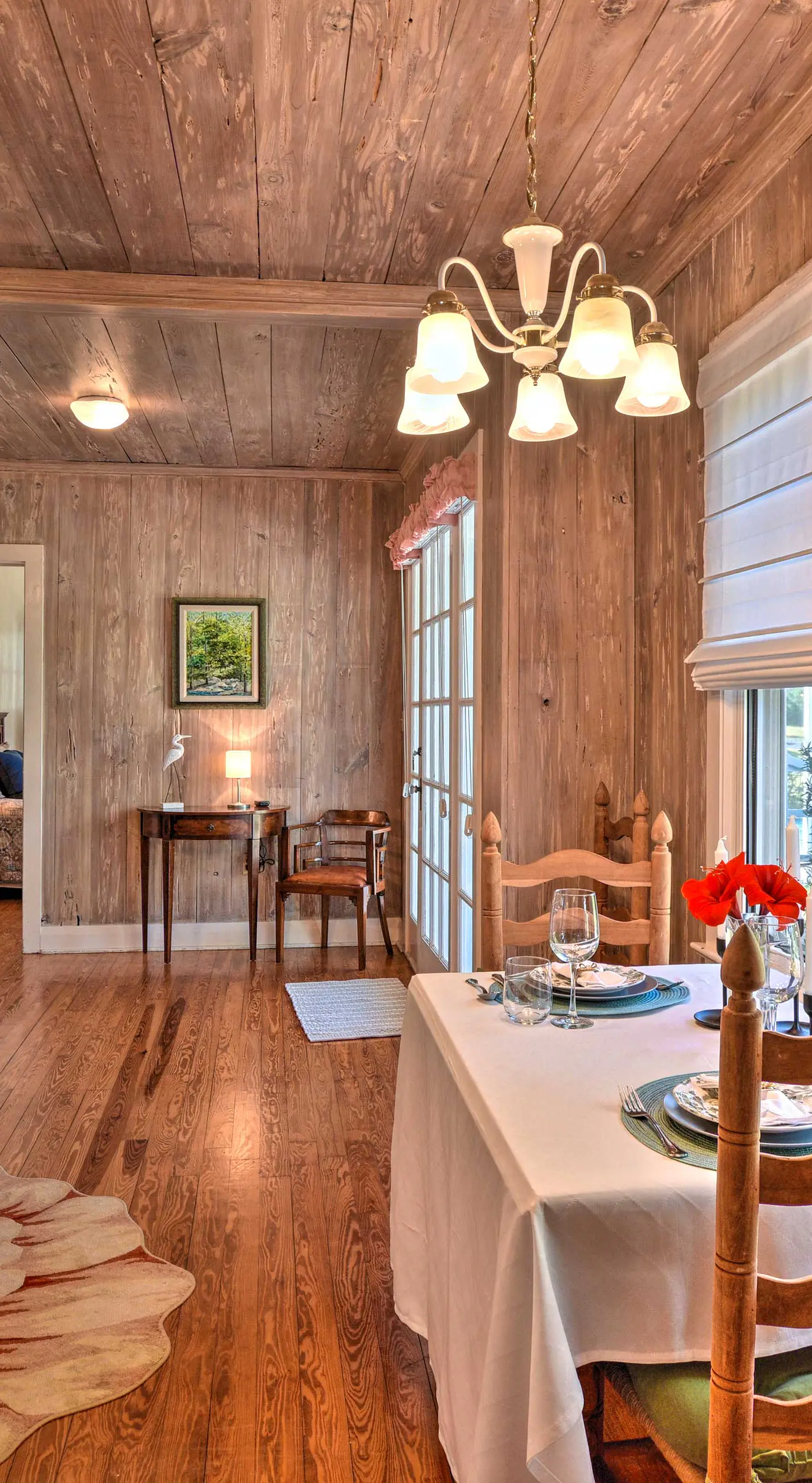Cottage w/ Private Pool - Walk to Lake Wales!