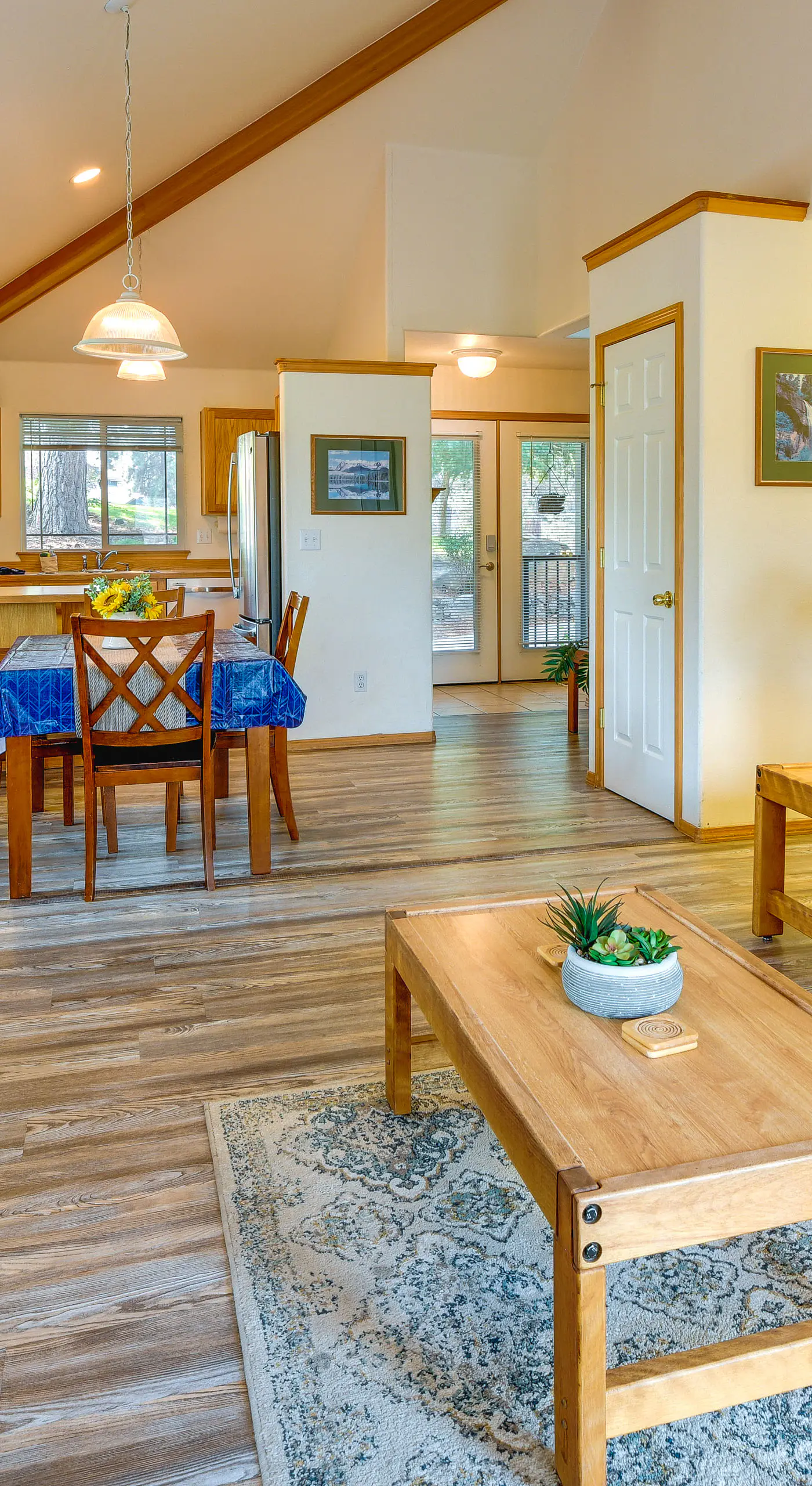 Resort-Style Klamath Falls Home, Golf Course View!