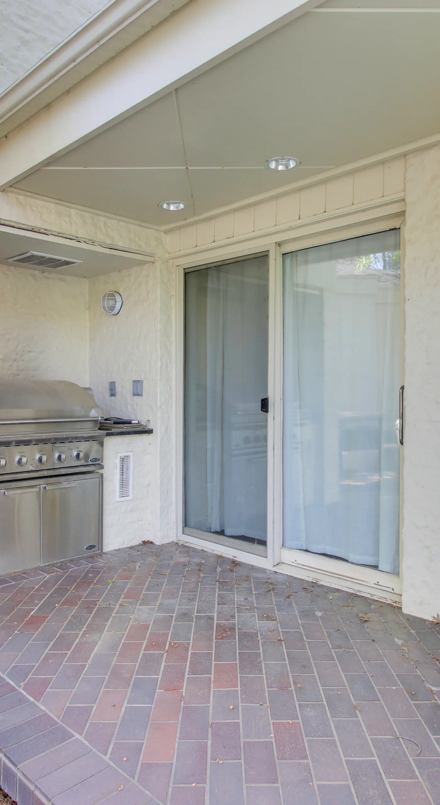 1 Mi to OU! Group Getaway w/ Game Room, Pool