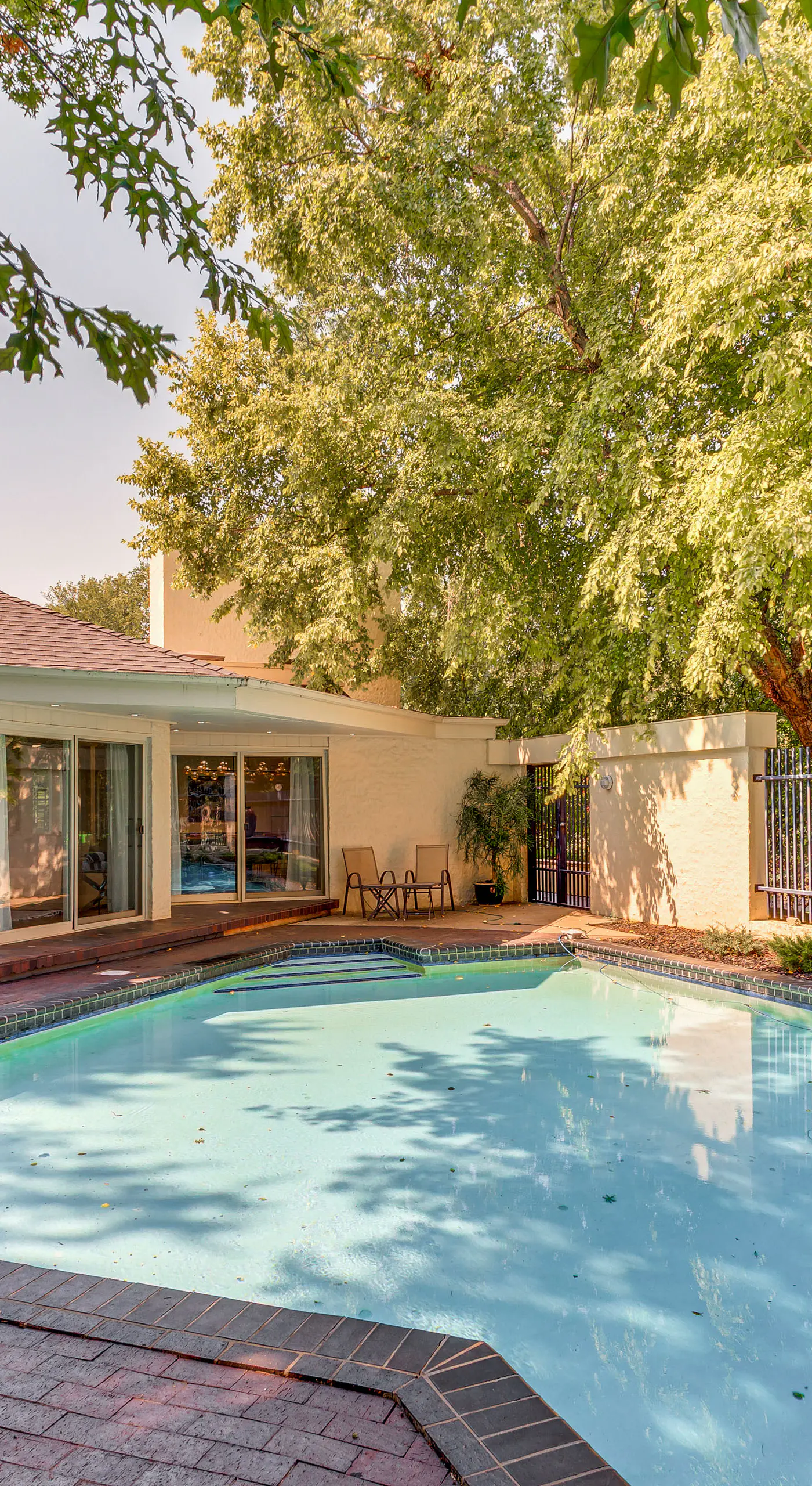 1 Mi to OU! Group Getaway w/ Game Room, Pool