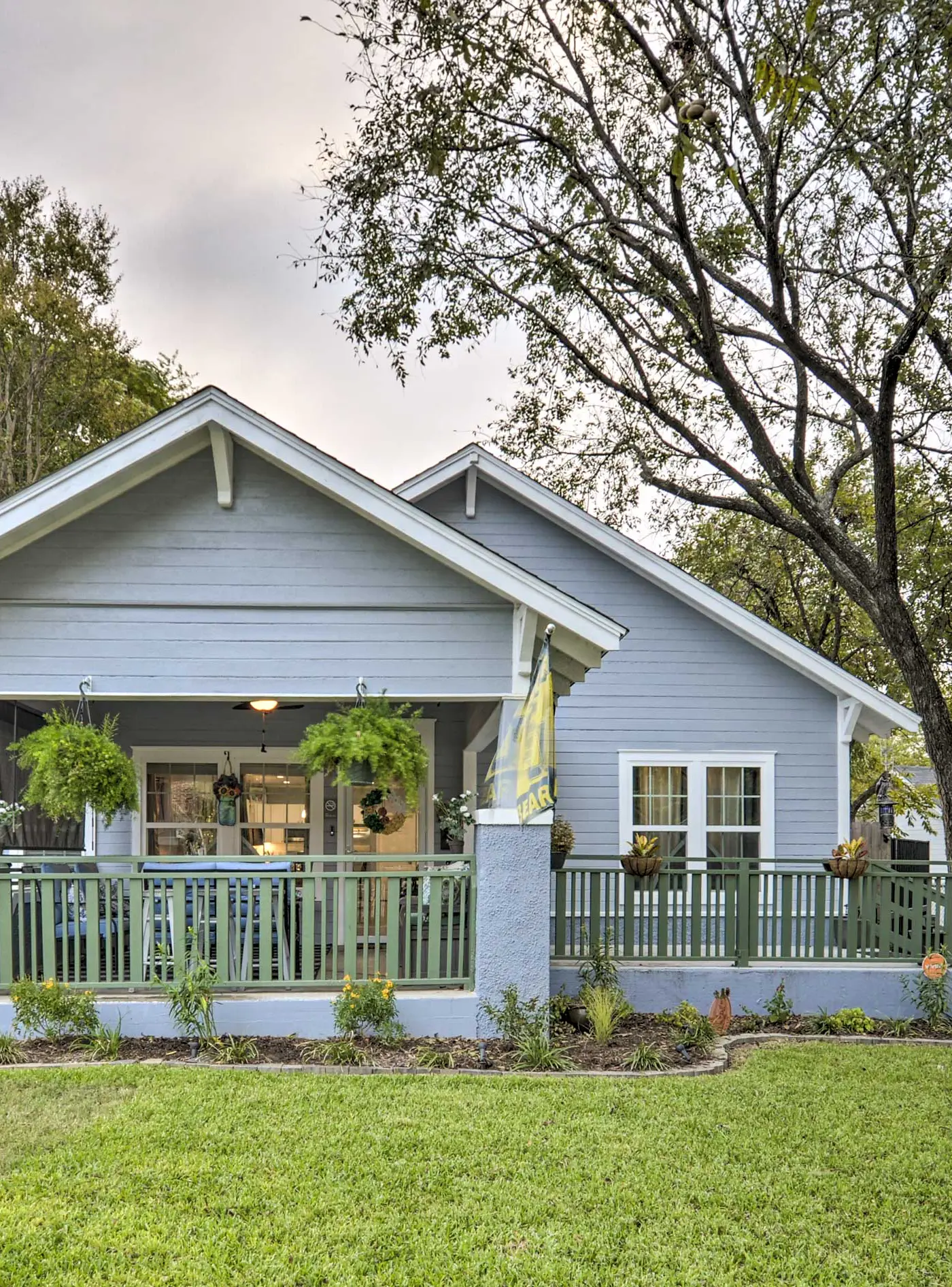 'Bearadise Bungalow' ~ 2 Mi to Magnolia Market!