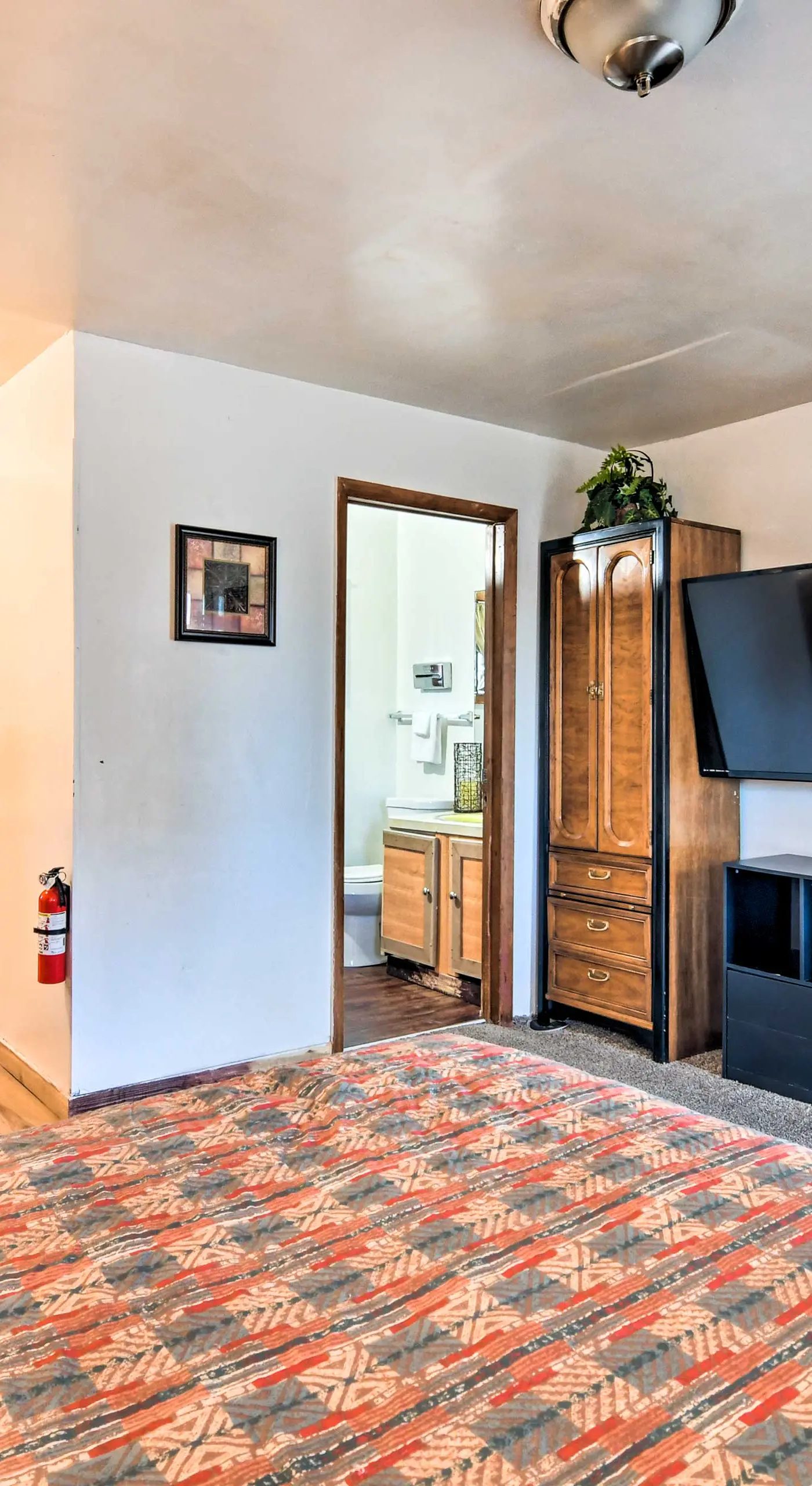 Loveland Vacation Rental - 1 Mile to Lake!