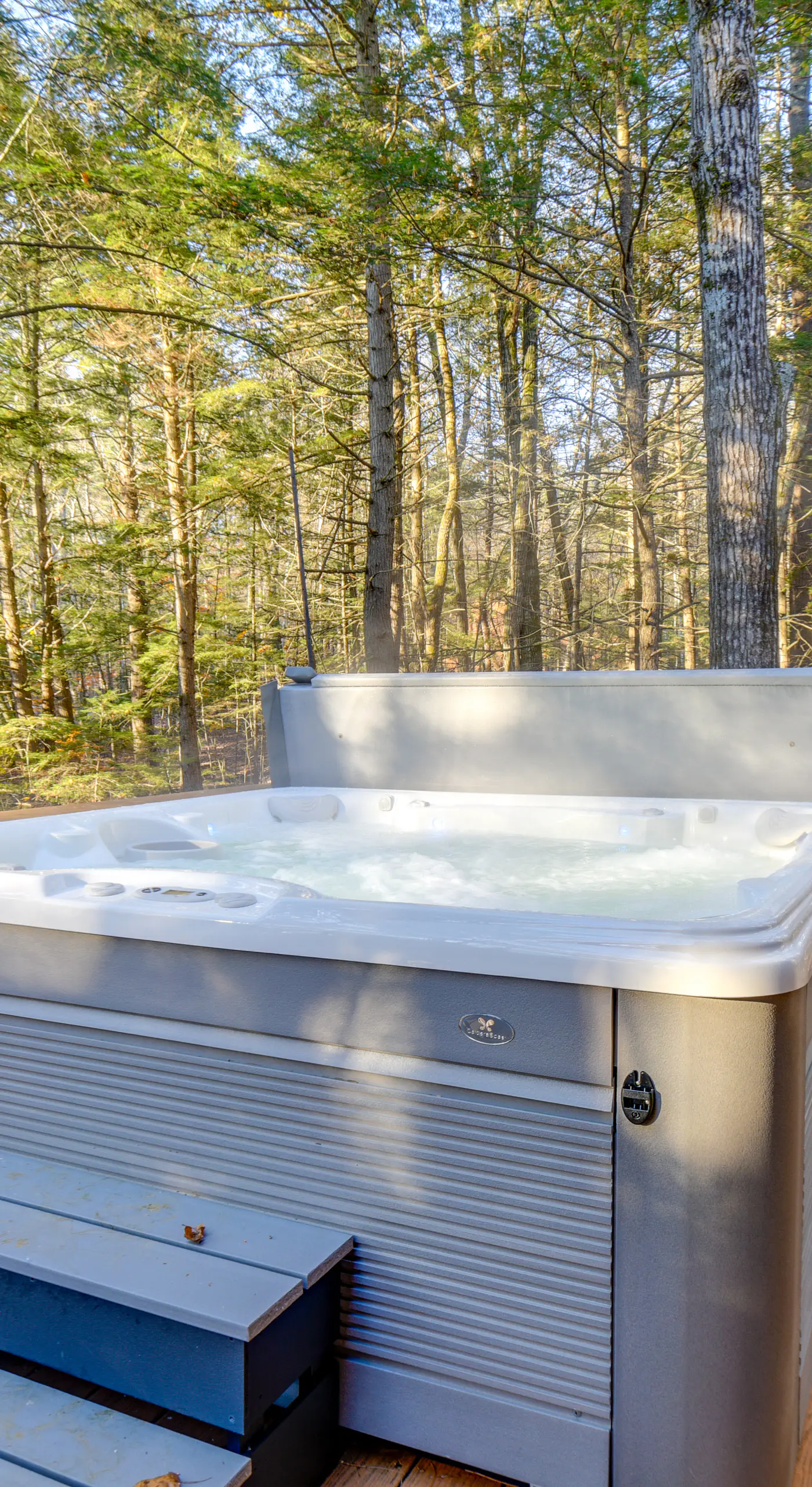 Hot Tub, Near Saco River! Summer Family Getaway