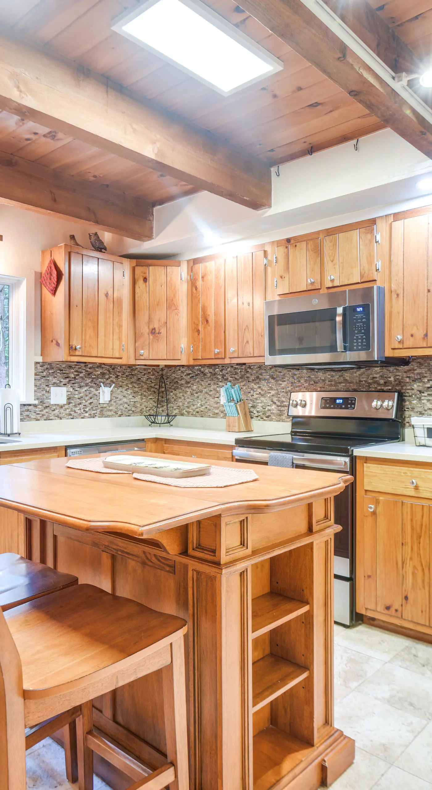 Hot Tub, Near Saco River! Summer Family Getaway
