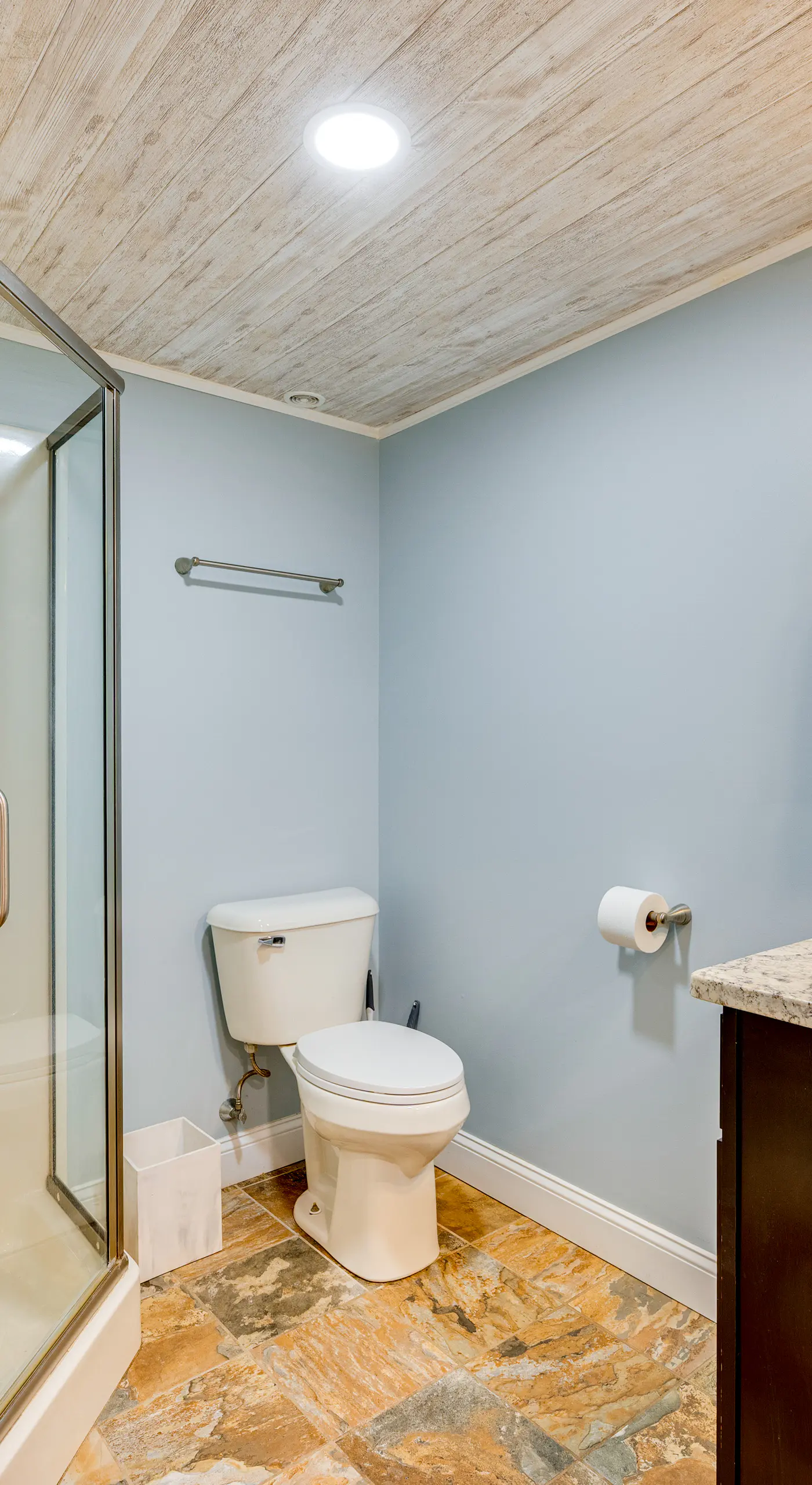Mtn-View Gem w/ Hot Tub & Fire Pit in North Conway