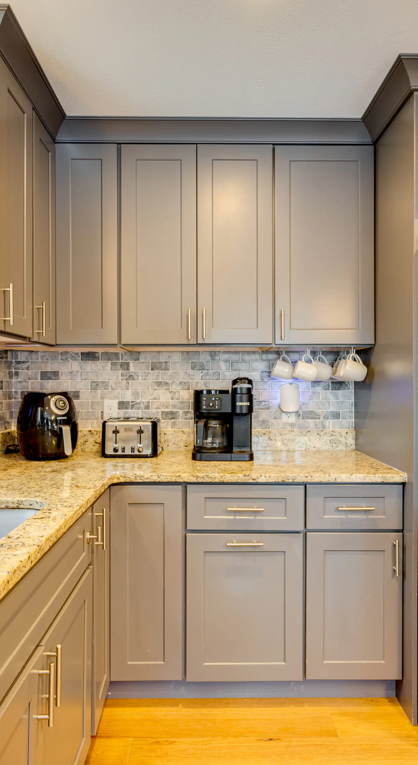 Mtn-View Gem w/ Hot Tub & Fire Pit in North Conway