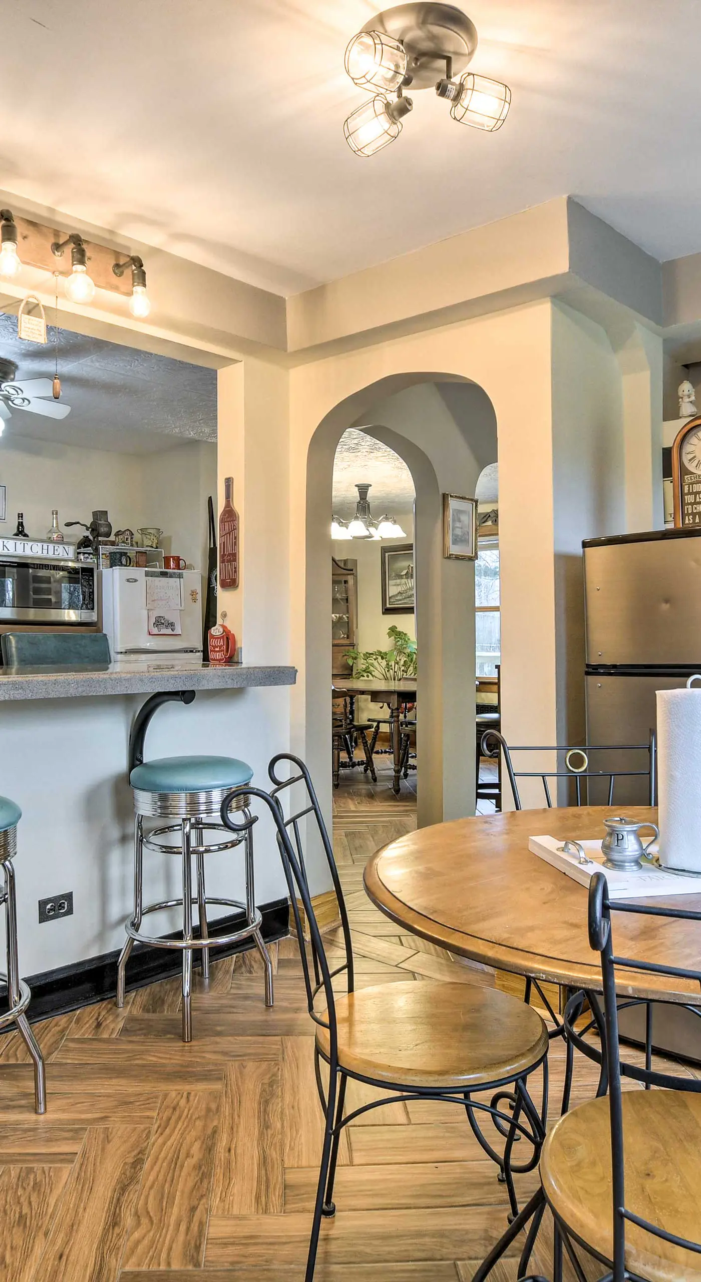 Pet-Friendly Bartlett Farmhouse w/ Deck!