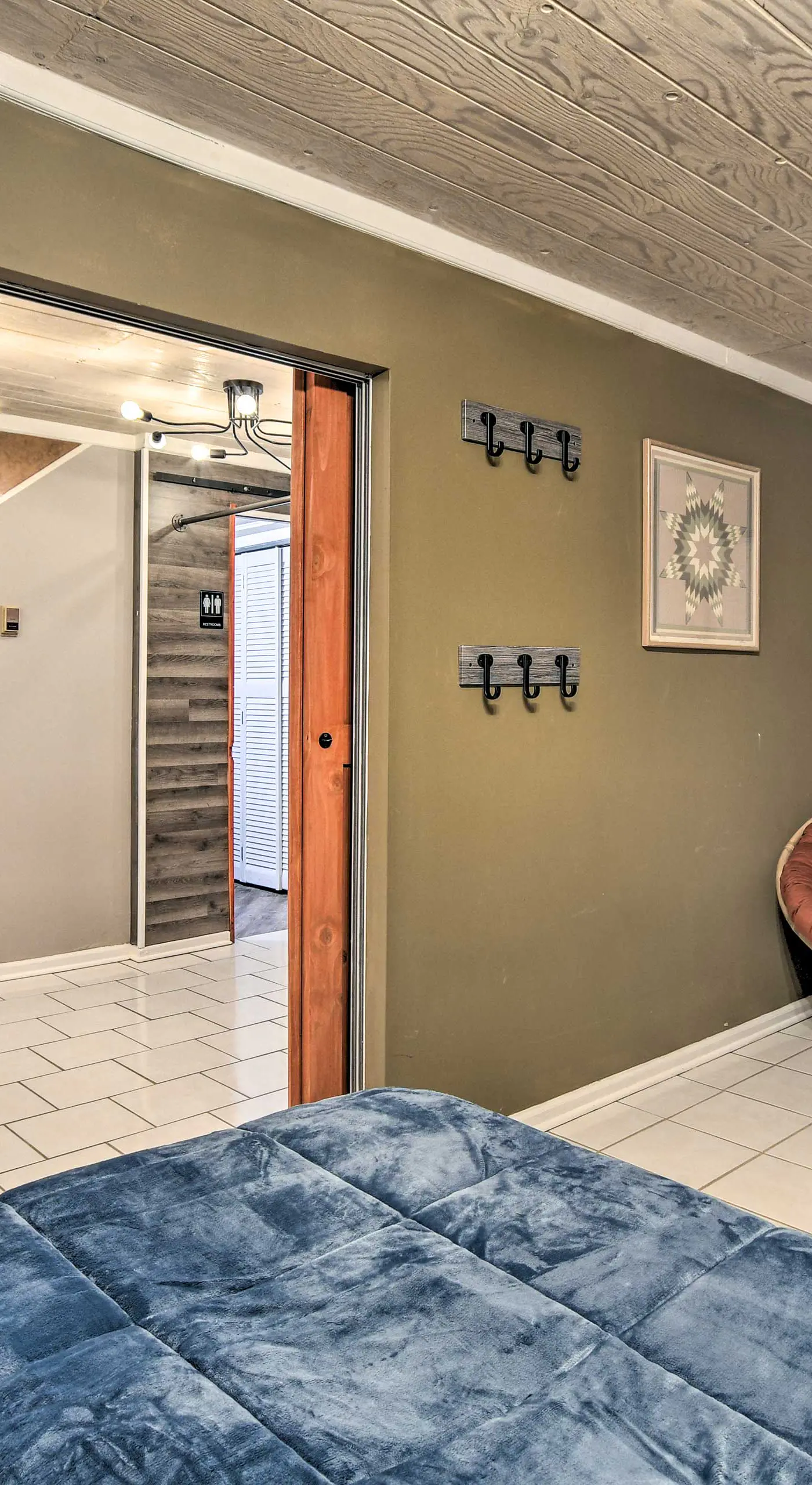Pet-Friendly Bartlett Farmhouse w/ Deck!